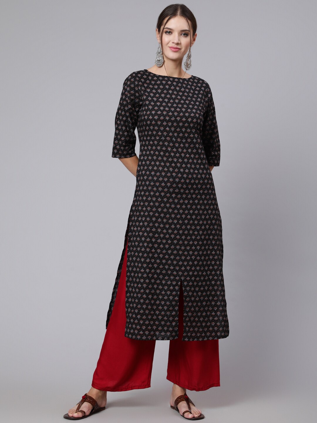 

Nayo Women Black Floral Printed straight Kurta