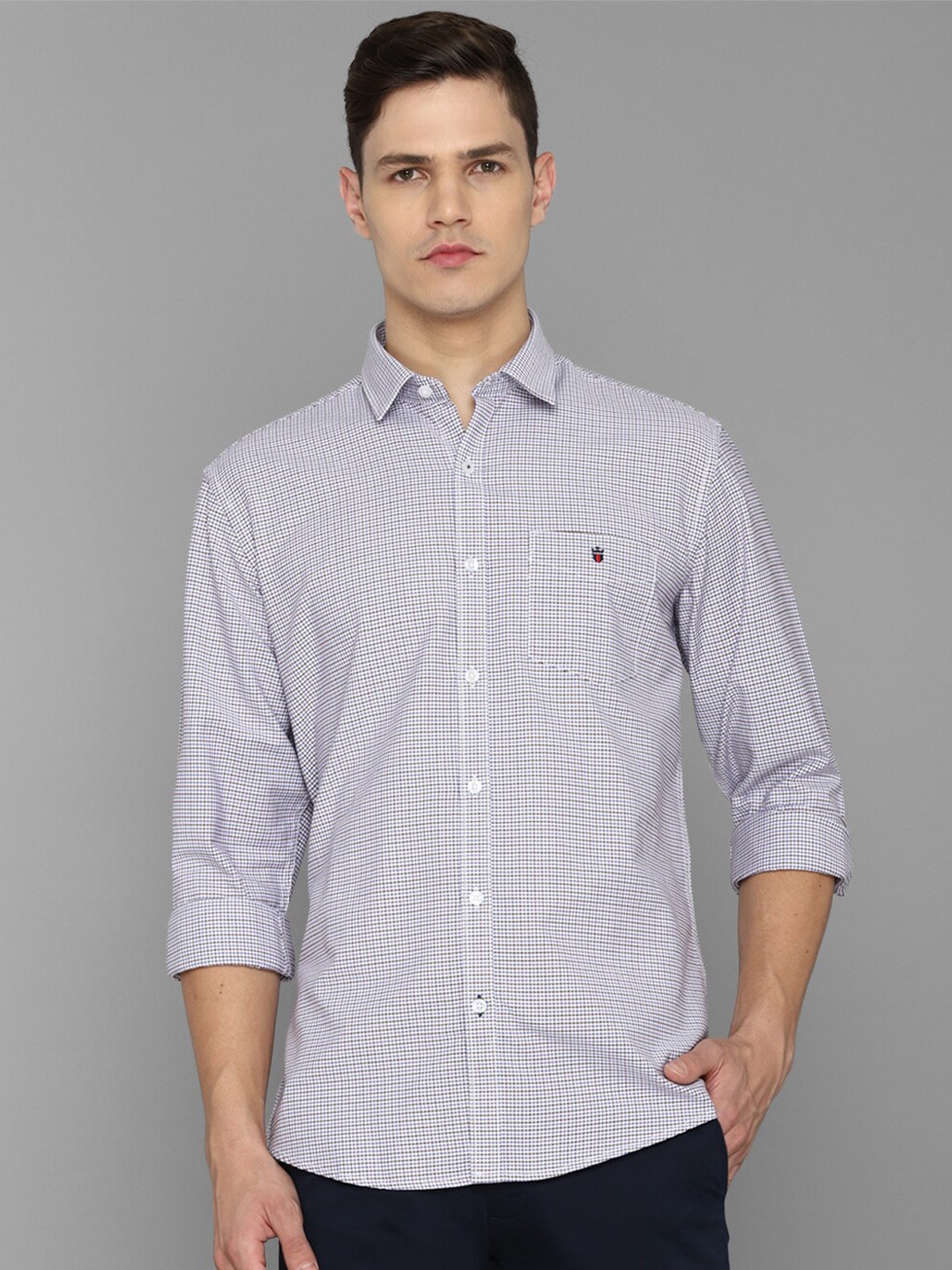 

Louis Philippe Sport Men Lavender Slim Fit Pure Cotton Checked Casual Shirt