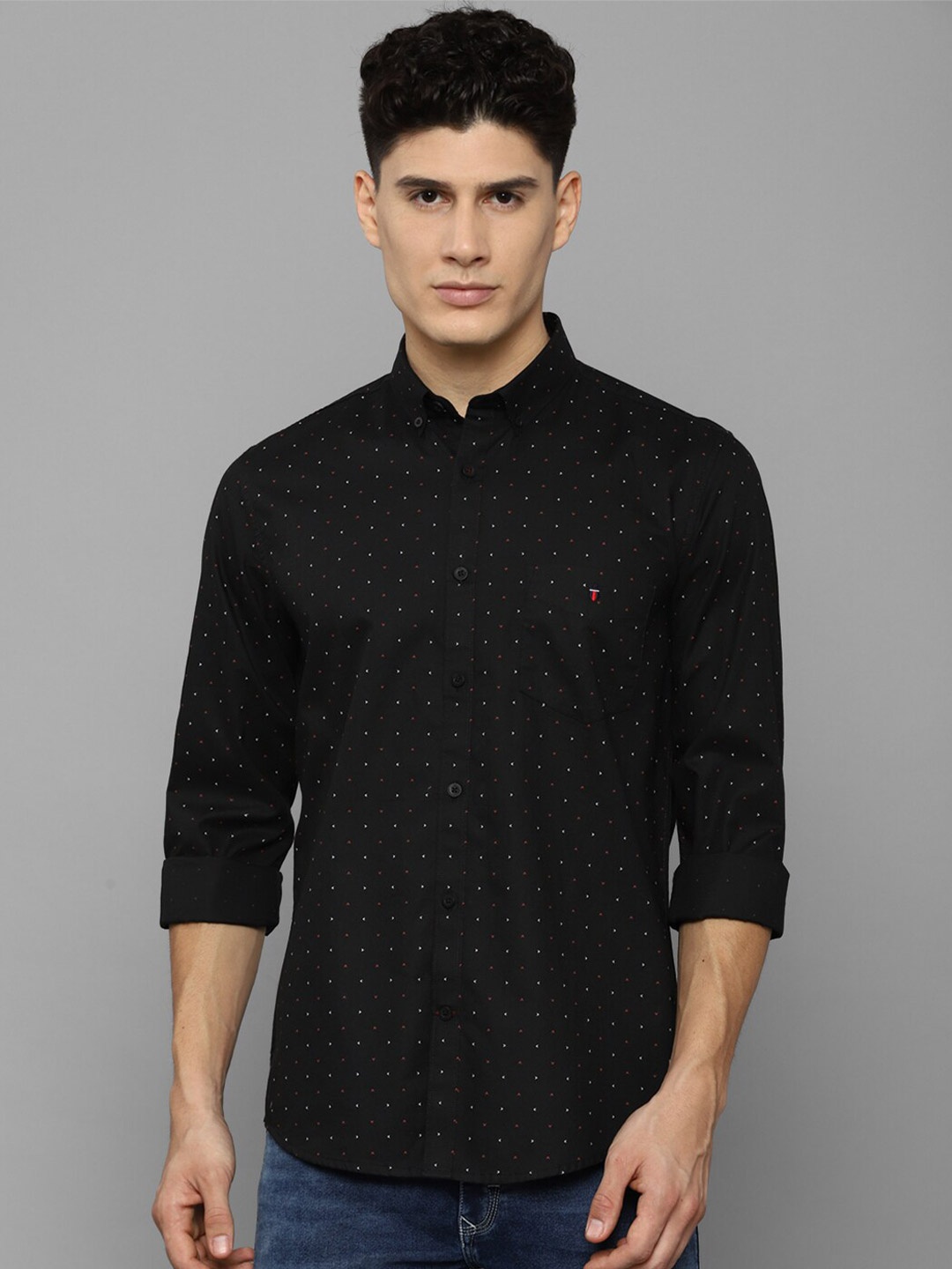 

Louis Philippe Sport Men Black Slim Fit Pure Cotton Printed Casual Shirt