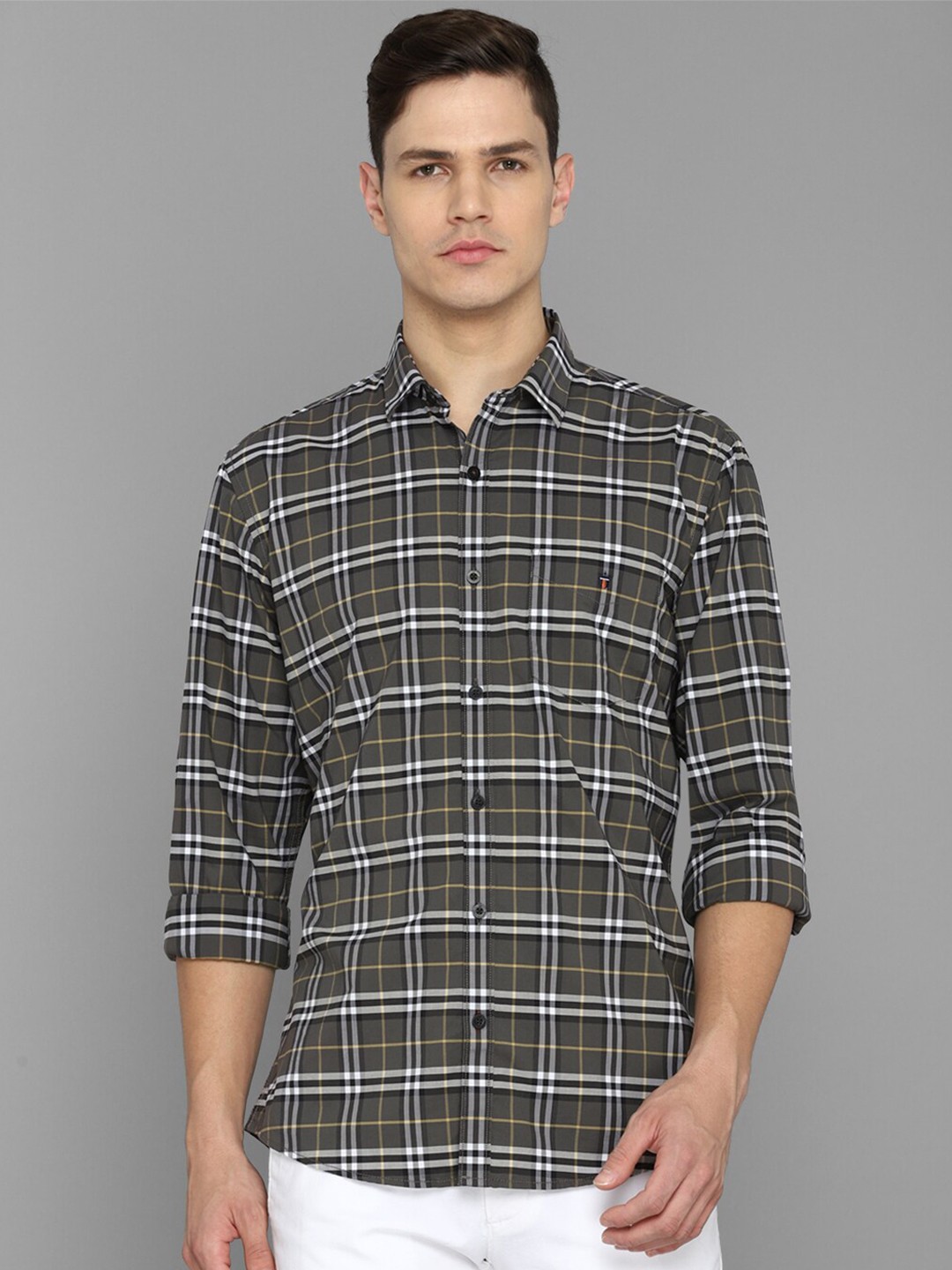 

Louis Philippe Sport Men Green Slim Fit Tartan Checked Casual Shirt