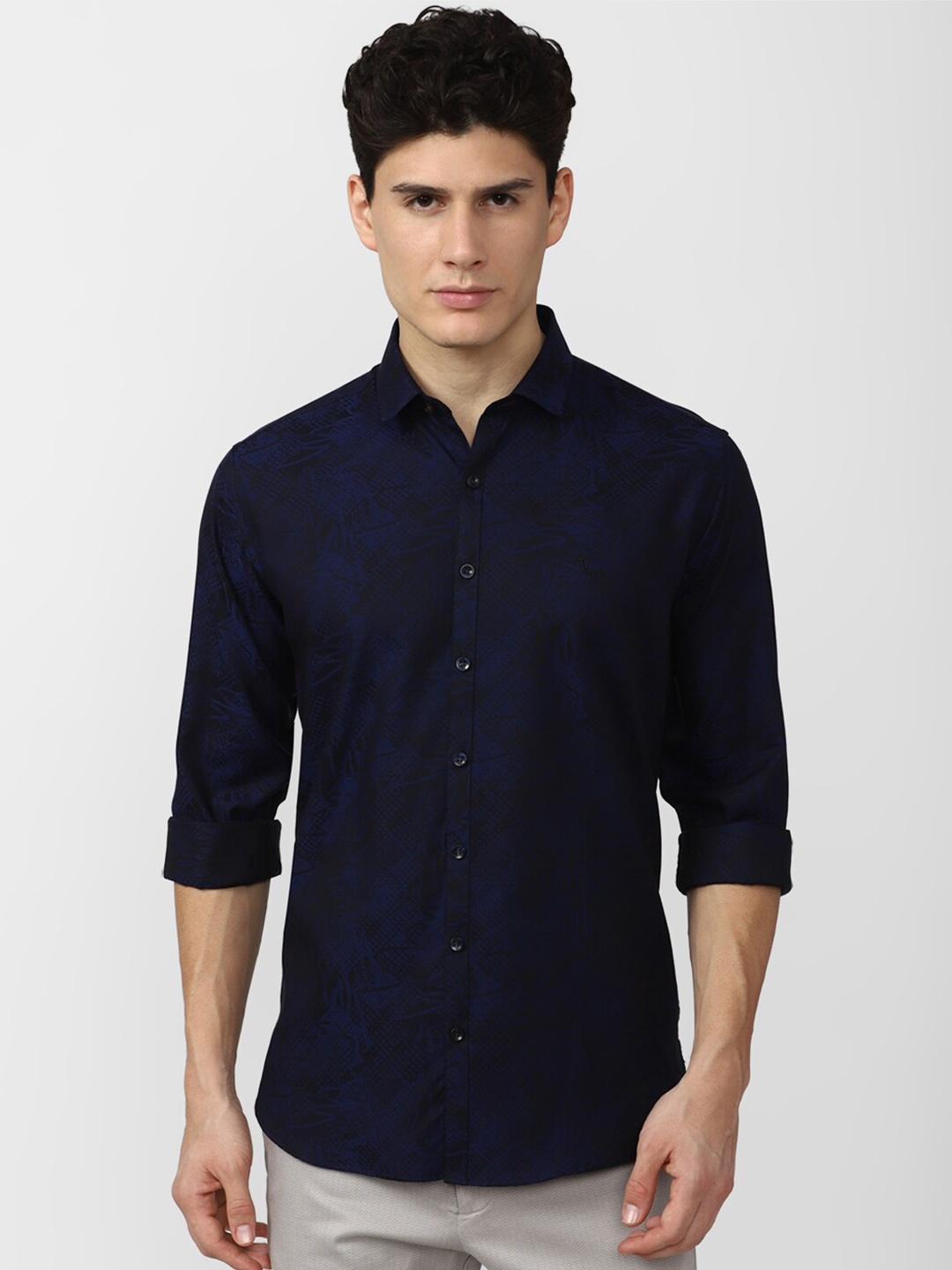 

V Dot Men Slim Fit Printed Casual Shirt, Navy blue