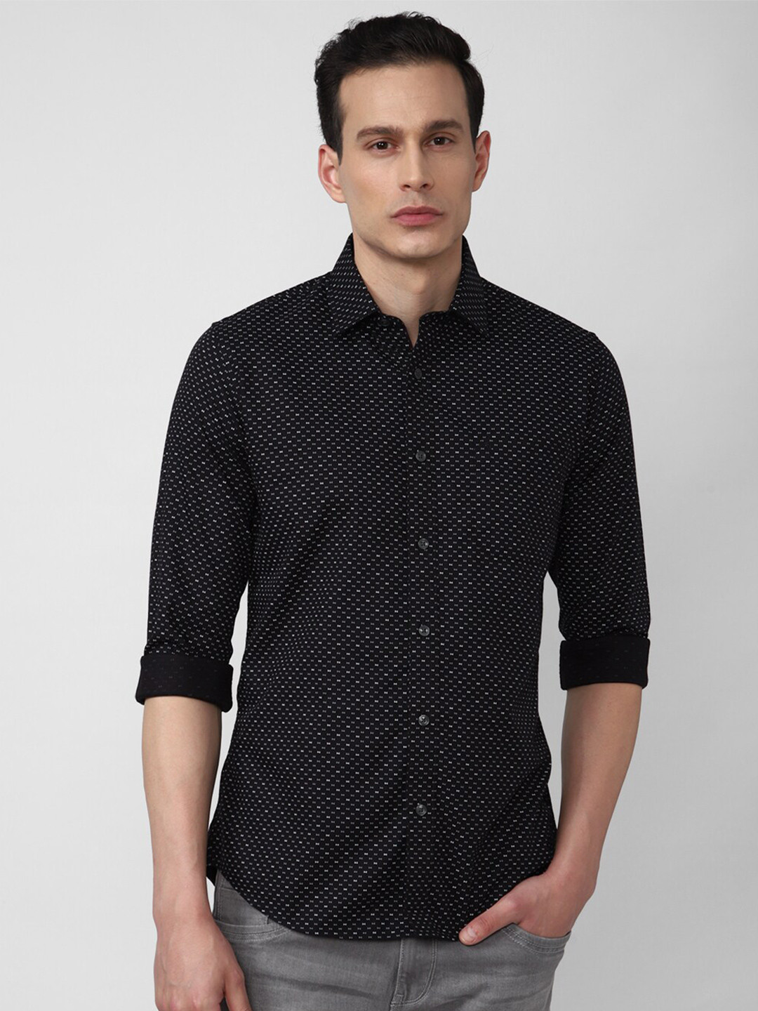 

Van Heusen Sport Men Slim Fit Printed Pure Cotton Casual Shirt, Black