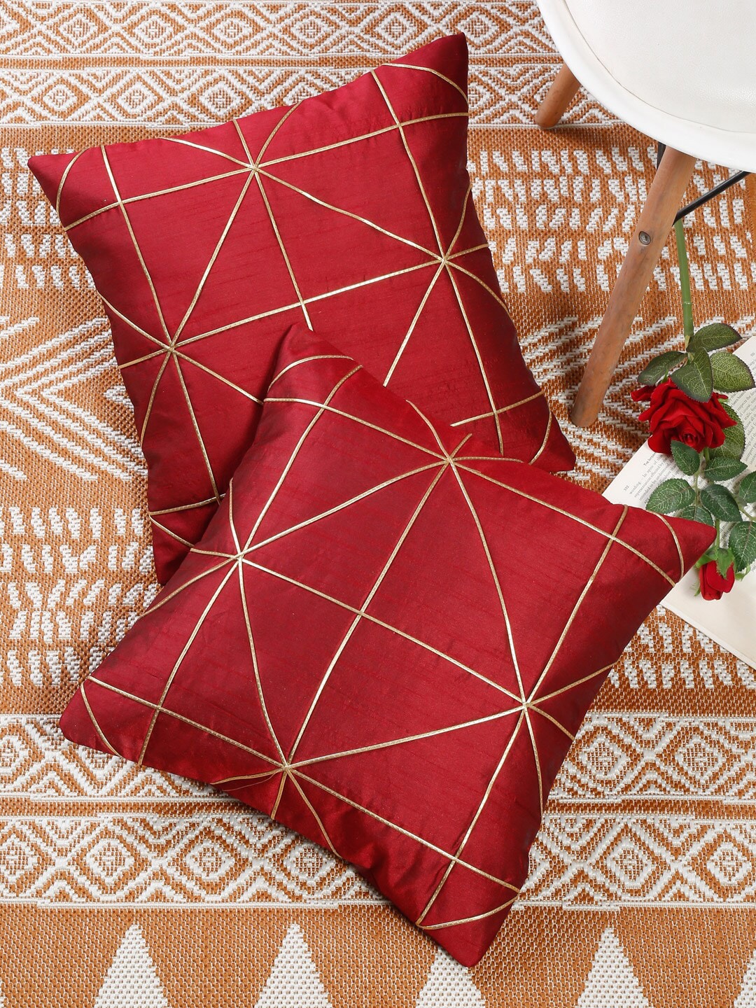 

Slushy Mushy Red & Gold-Toned Set of 2 Geometric Polyester Square Cushion Covers