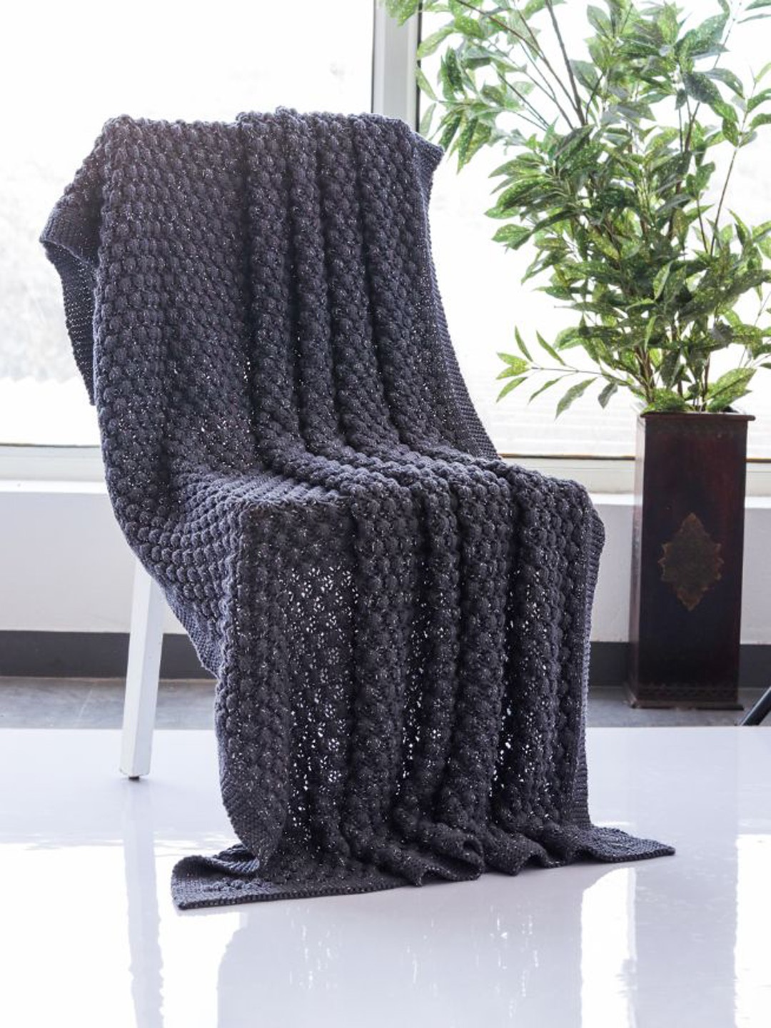 

Pluchi Grey Knitted Cotton AC Throw Blanket