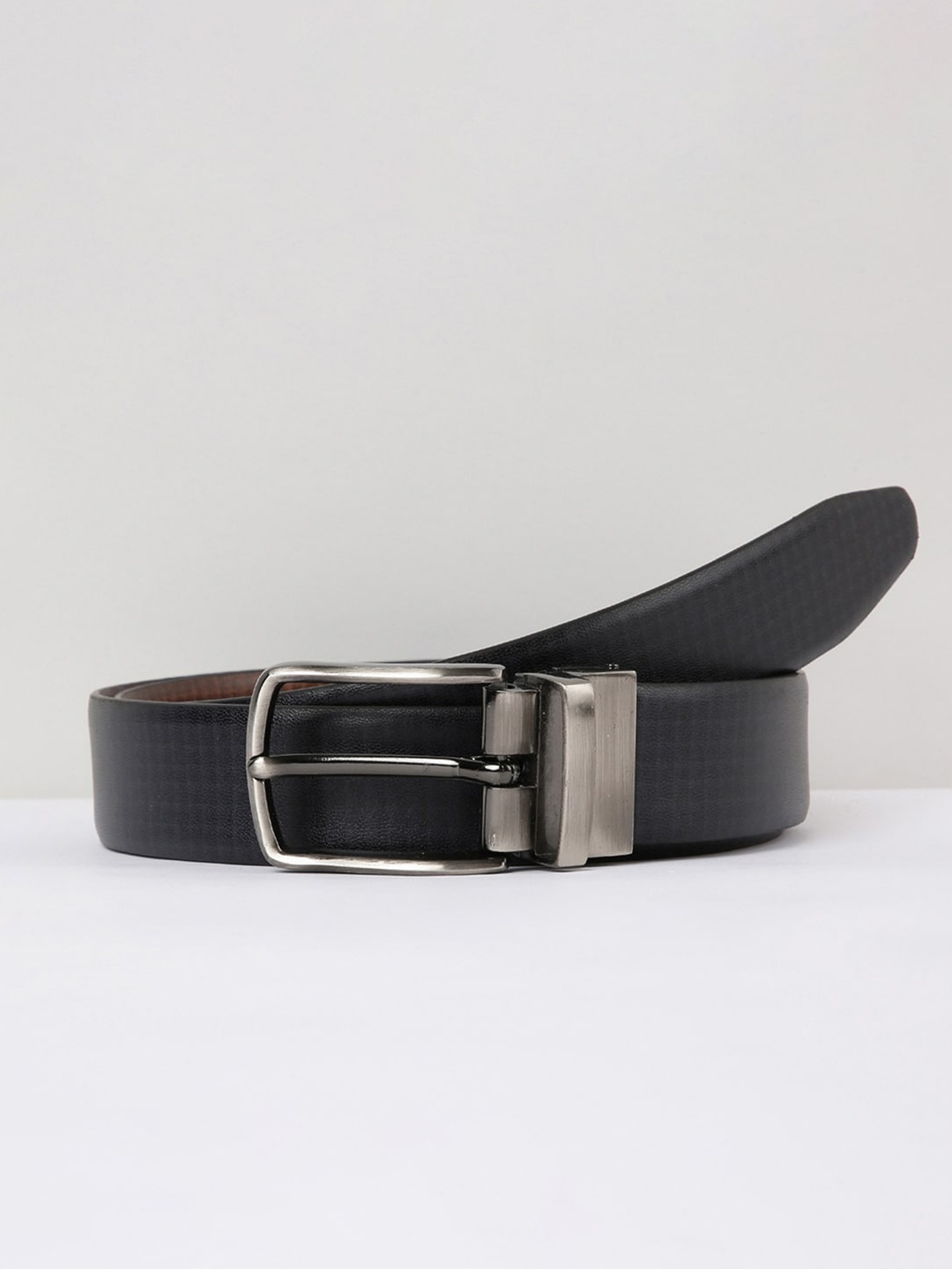 

max Men Printed Reversible Leather Formal Belt, Brown
