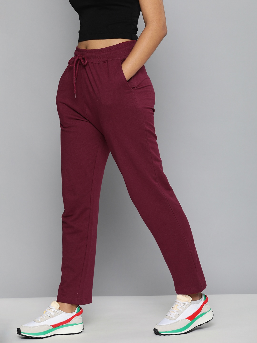 

HERE&NOW Women Maroon Solid Regular Fit Knitted Pure Cotton Track Pants