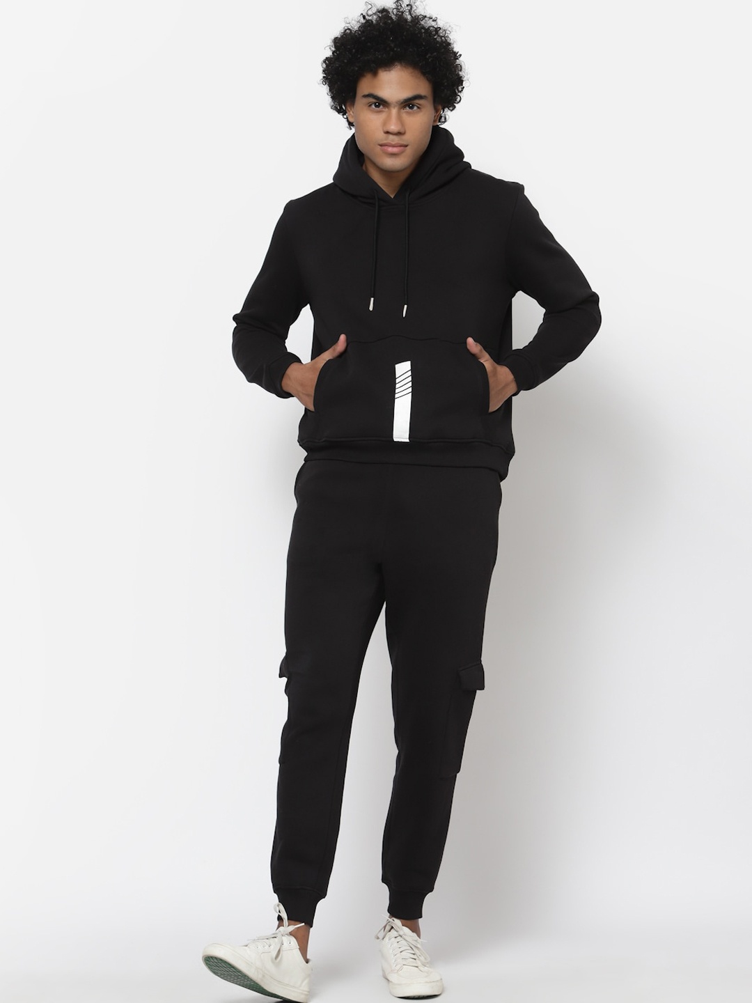 

YOONOY Men Black Solid Co-Ords