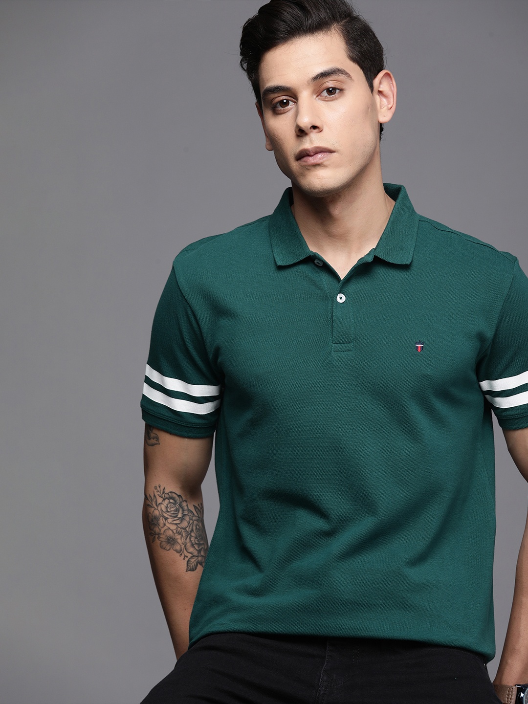 

Louis Philippe Jeans Men Green Solid Polo Collar Pure Cotton Slim Fit T-shirt