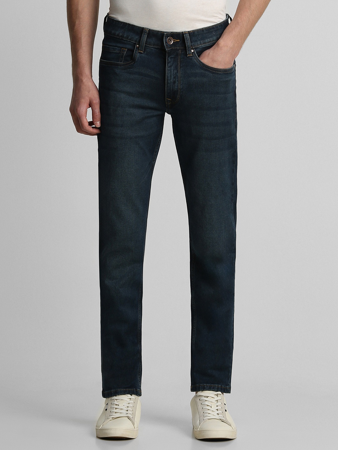 

Louis Philippe Jeans Men Slim Fit Light Fade Stretchable Jeans, Navy blue
