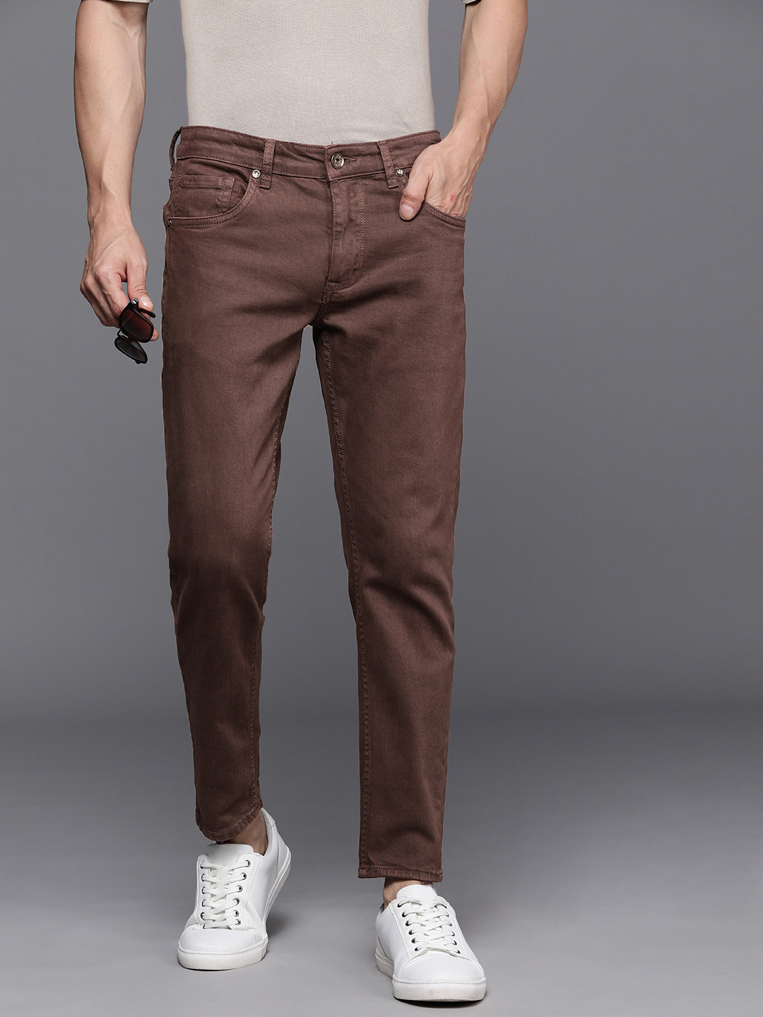 

Louis Philippe Jeans Men Slim Fit Low-Rise Stretchable Jeans, Brown