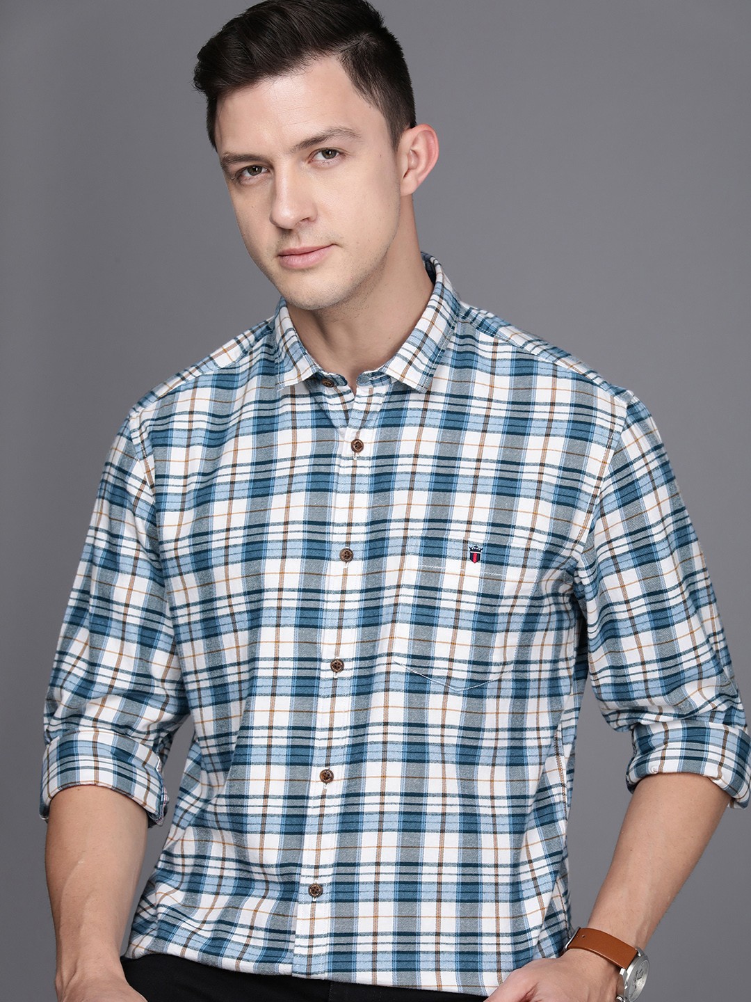 

Louis Philippe Jeans Men Blue & White Slim Fit Tartan Checked Pure Cotton Casual Shirt