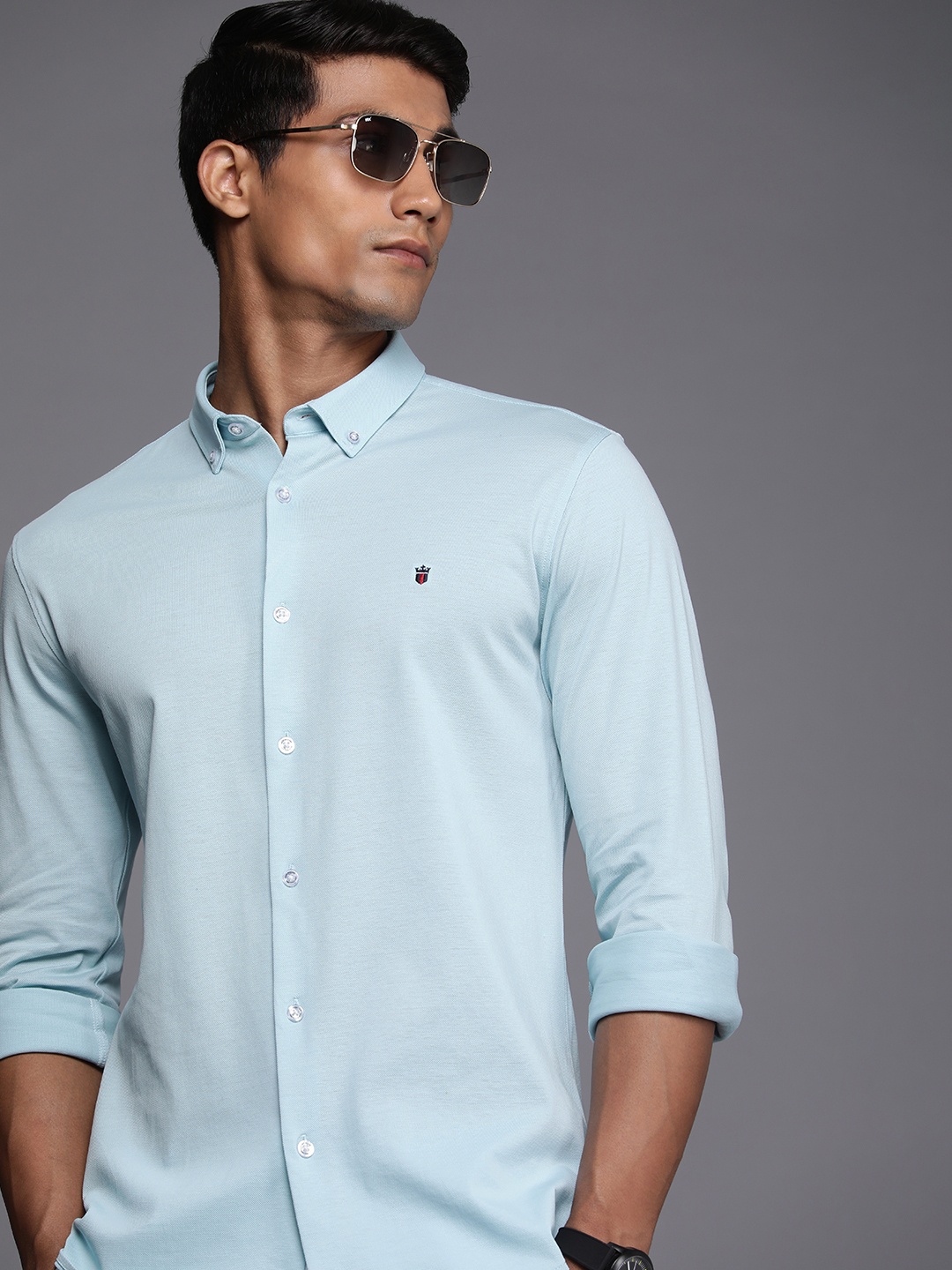 

Louis Philippe Jeans Men New Slim Fit Solid Pure Cotton Casual Shirt, Blue