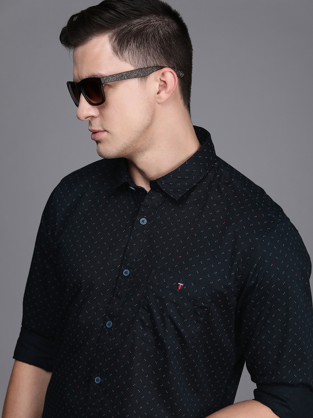 

Louis Philippe Jeans Men Navy Blue Slim Fit Ditsy Printed Pure Cotton Casual Shirt