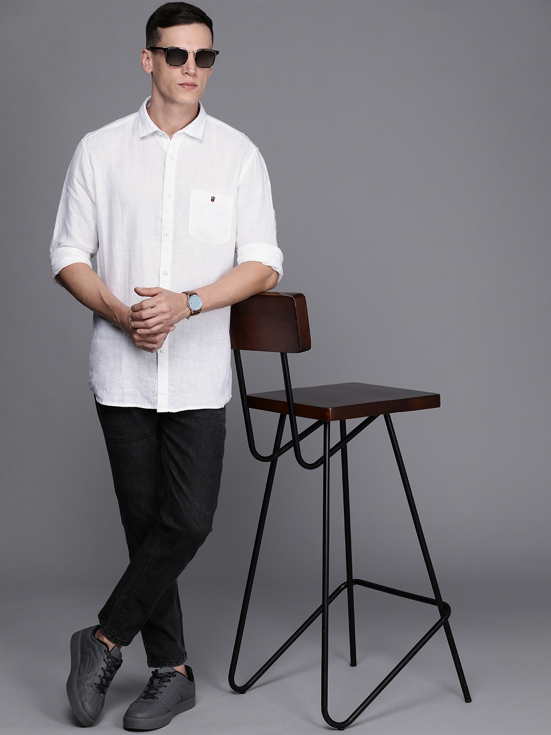 

Louis Philippe Jeans Men White Slim Fit Solid Linen Casual Shirt