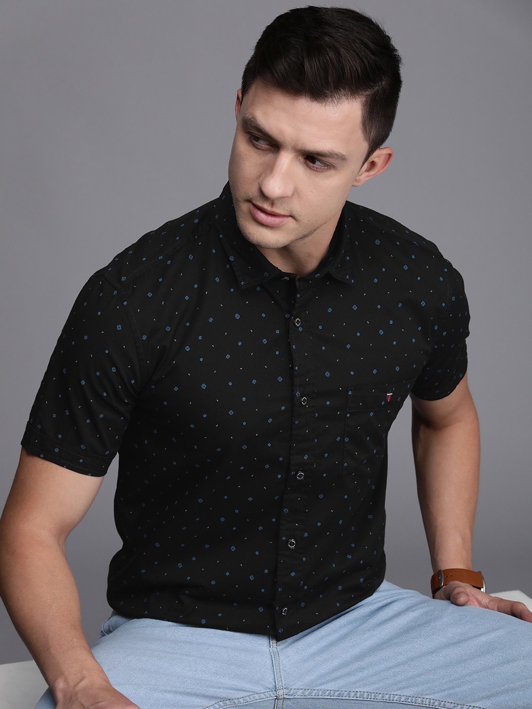 

Louis Philippe Jeans Men Black Super Slim Fit Printed Pure Cotton Casual Shirt