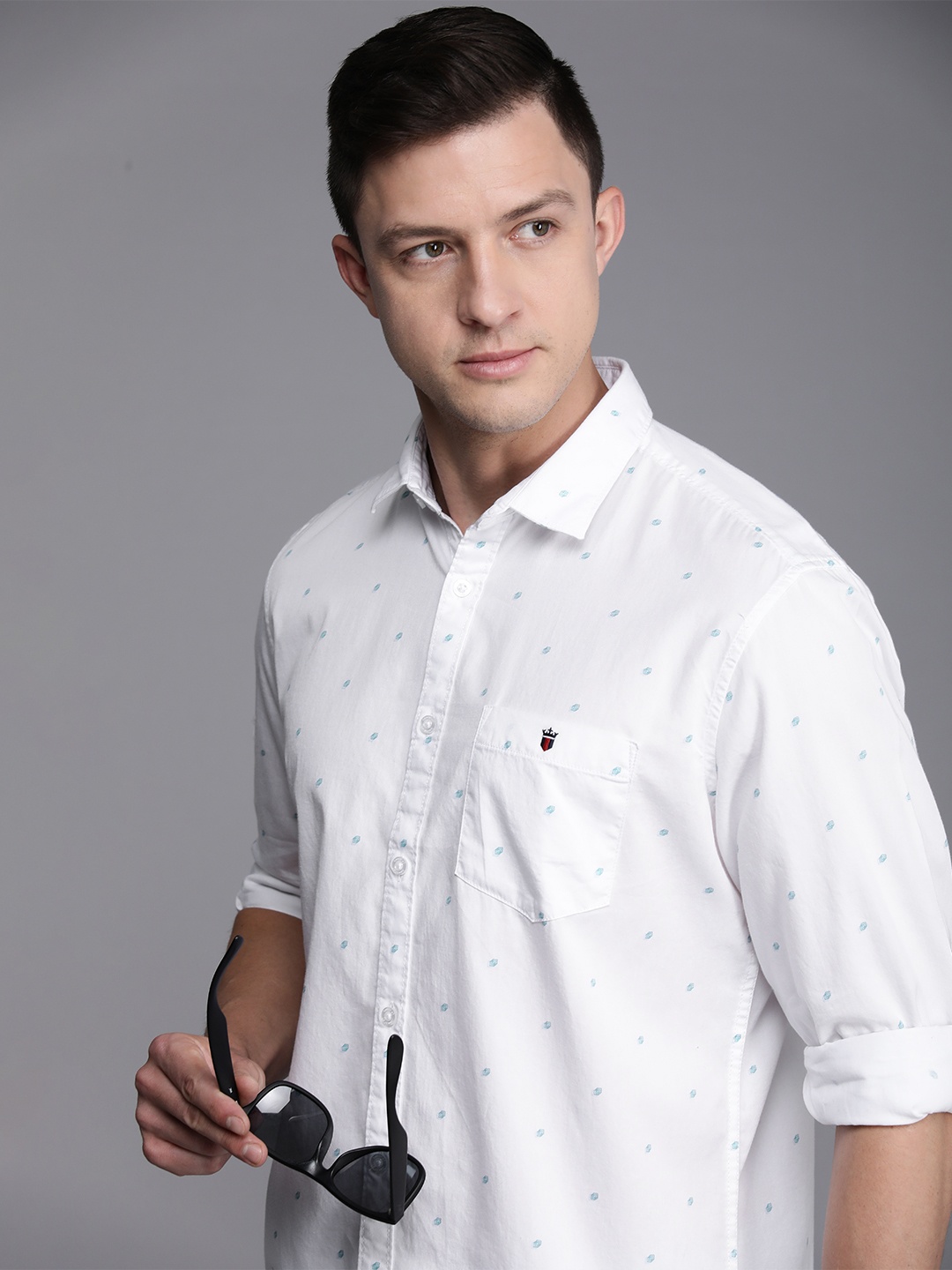 

Louis Philippe Jeans Men White Slim Fit Printed Pure Cotton Casual Shirt