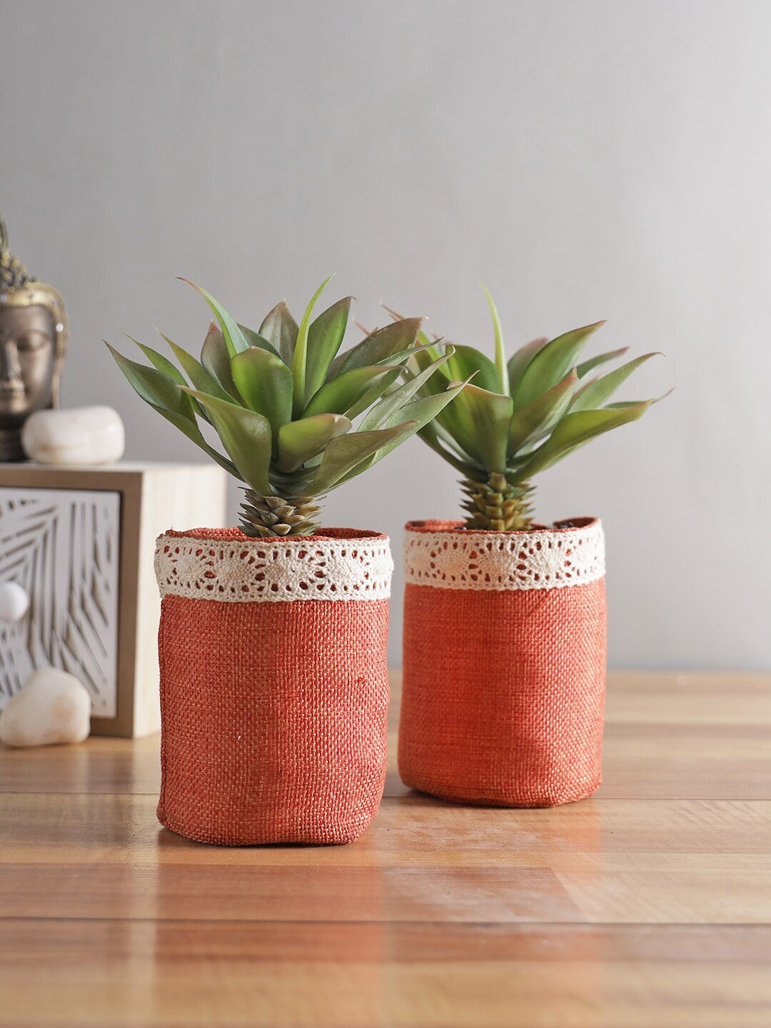 

TAYHAA Green & Rust-Colored Solid Artificial Plant