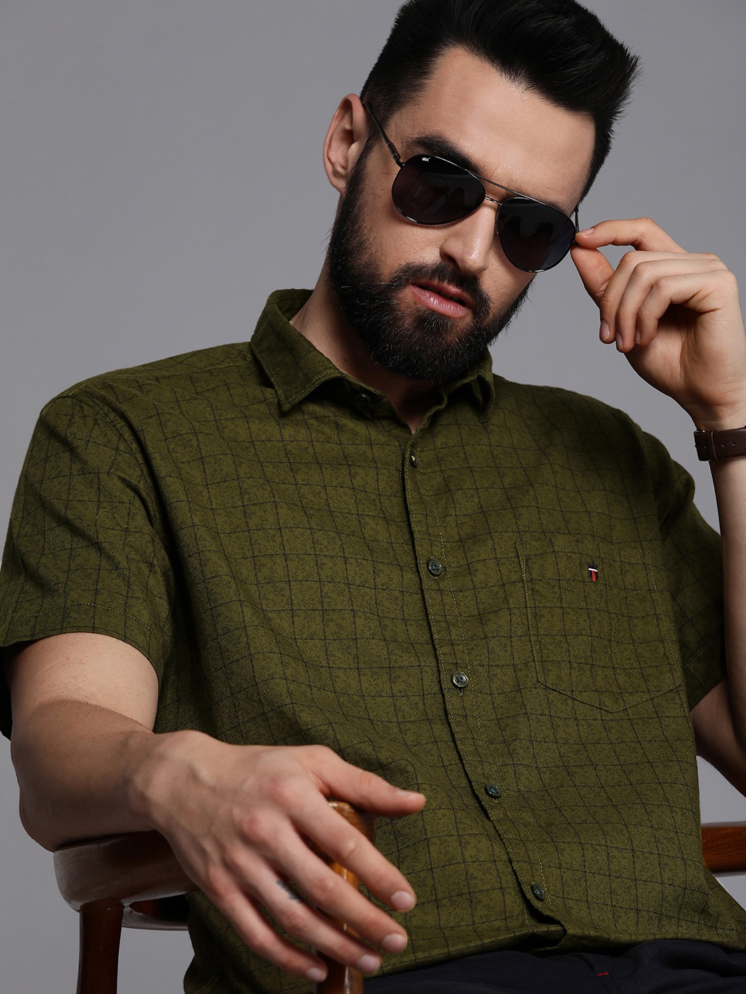 

Louis Philippe Sport Men Slim Fit Grid Tattersall Checked Pure Cotton Casual Shirt, Olive