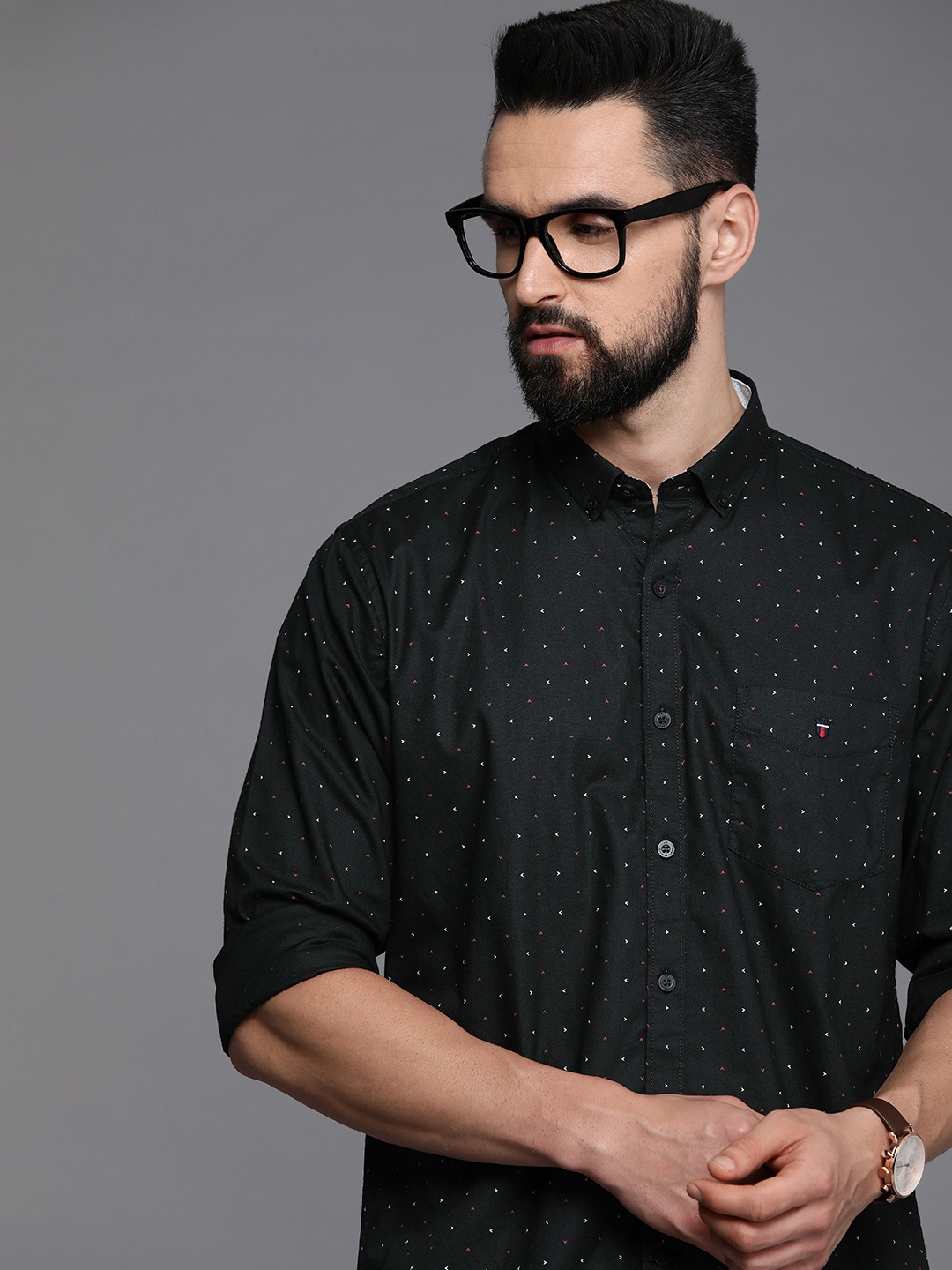 

Louis Philippe Sport Men Slim Fit Geometric Printed Pure Cotton Casual Shirt, Black