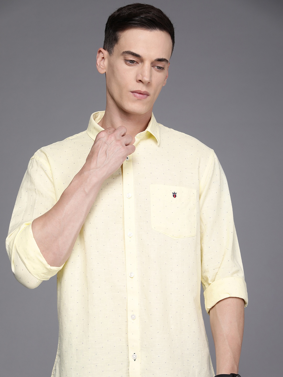 

Louis Philippe Sport Men Yellow Slim Fit Printed Casual Shirt