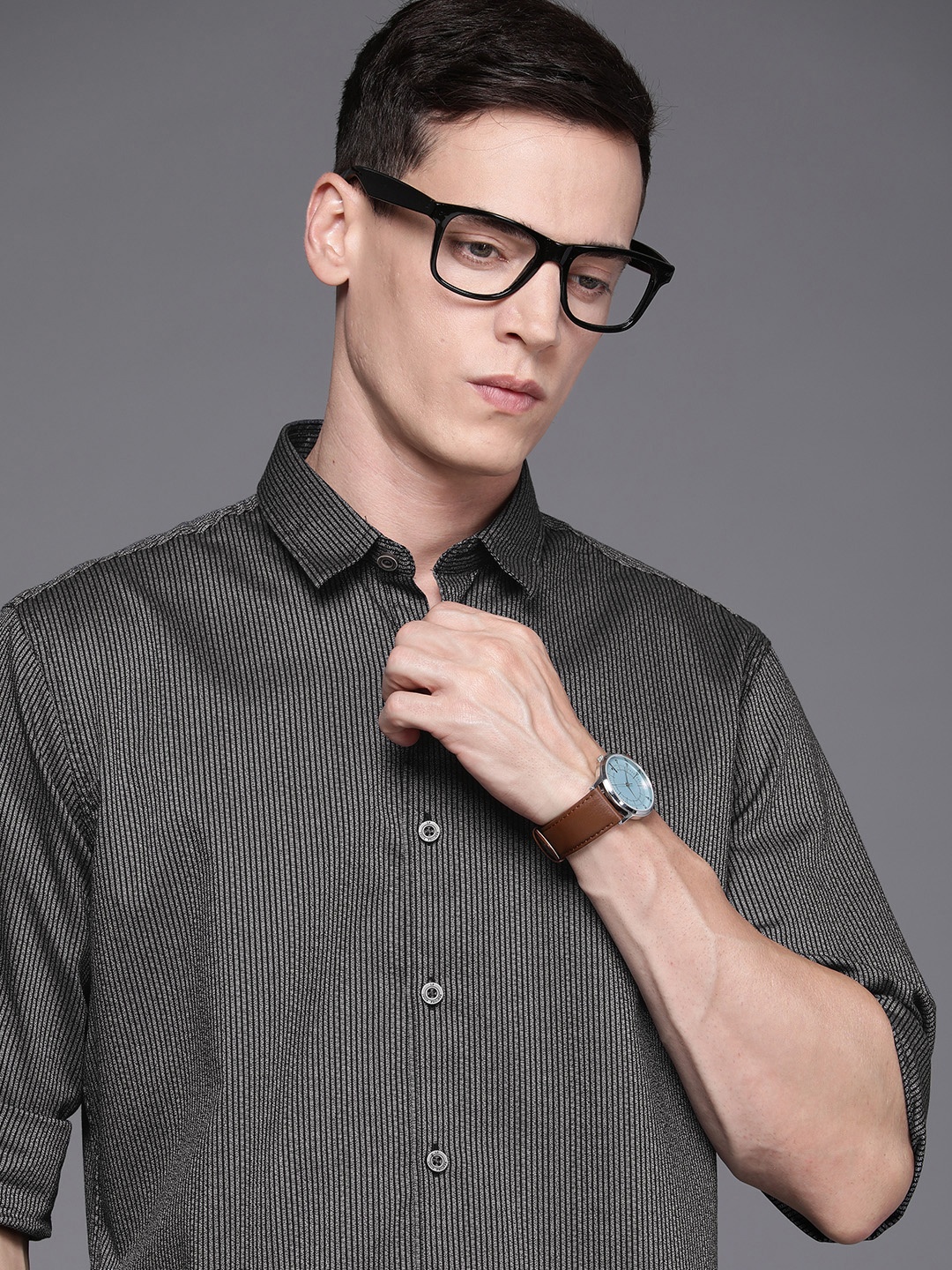 

Louis Philippe Sport Men Grey Slim Fit Striped Pure Cotton Casual Shirt