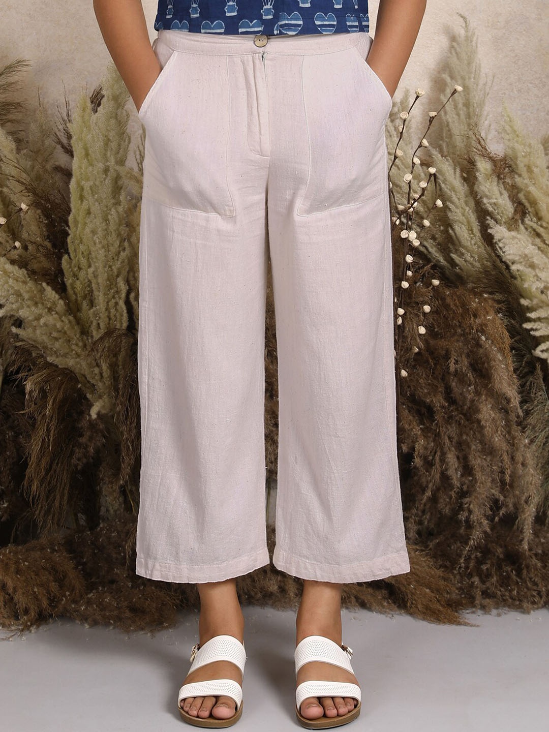 

Lake Peace Women Off White Printed Relaxed Straight Leg Loose Fit Trousers