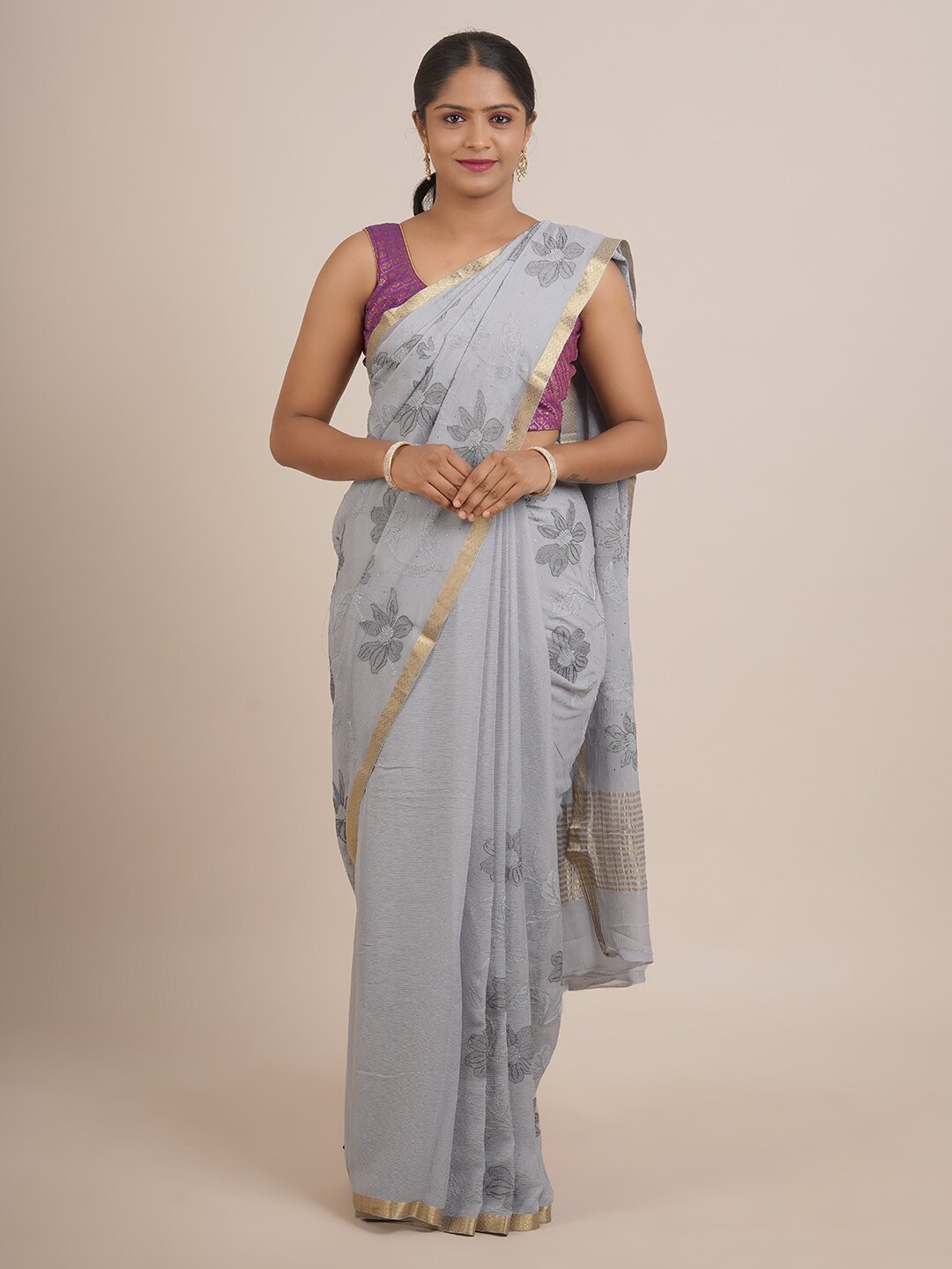 

Pothys Grey & Gold-Toned Floral Zari Pure Chiffon Saree