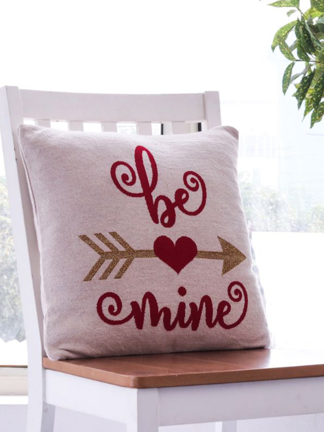 

Pluchi Off White & Red Square Cotton Cushion Covers