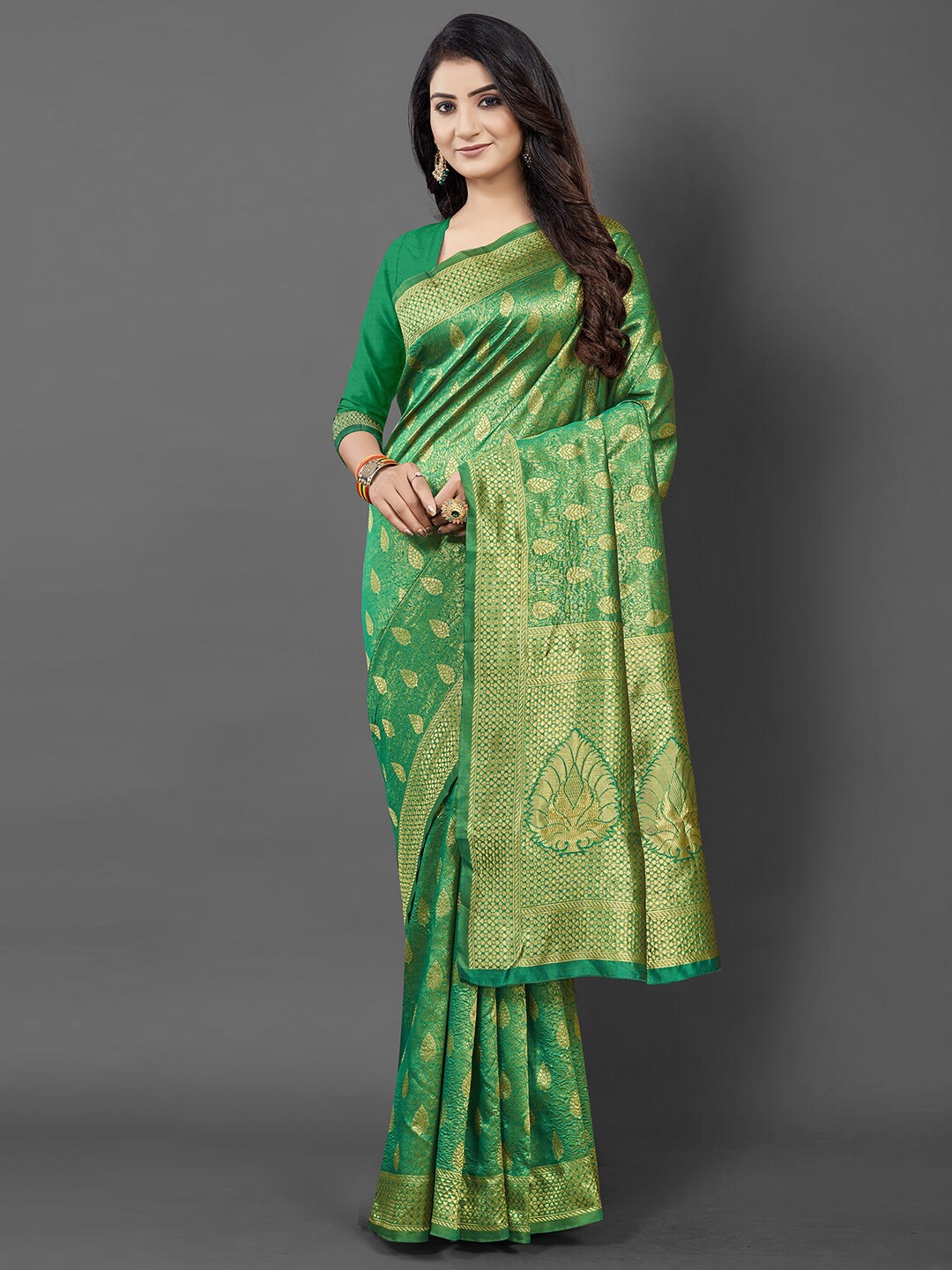 

KALINI Green & Gold-Toned Ethnic Motifs Zari Silk Blend Saree