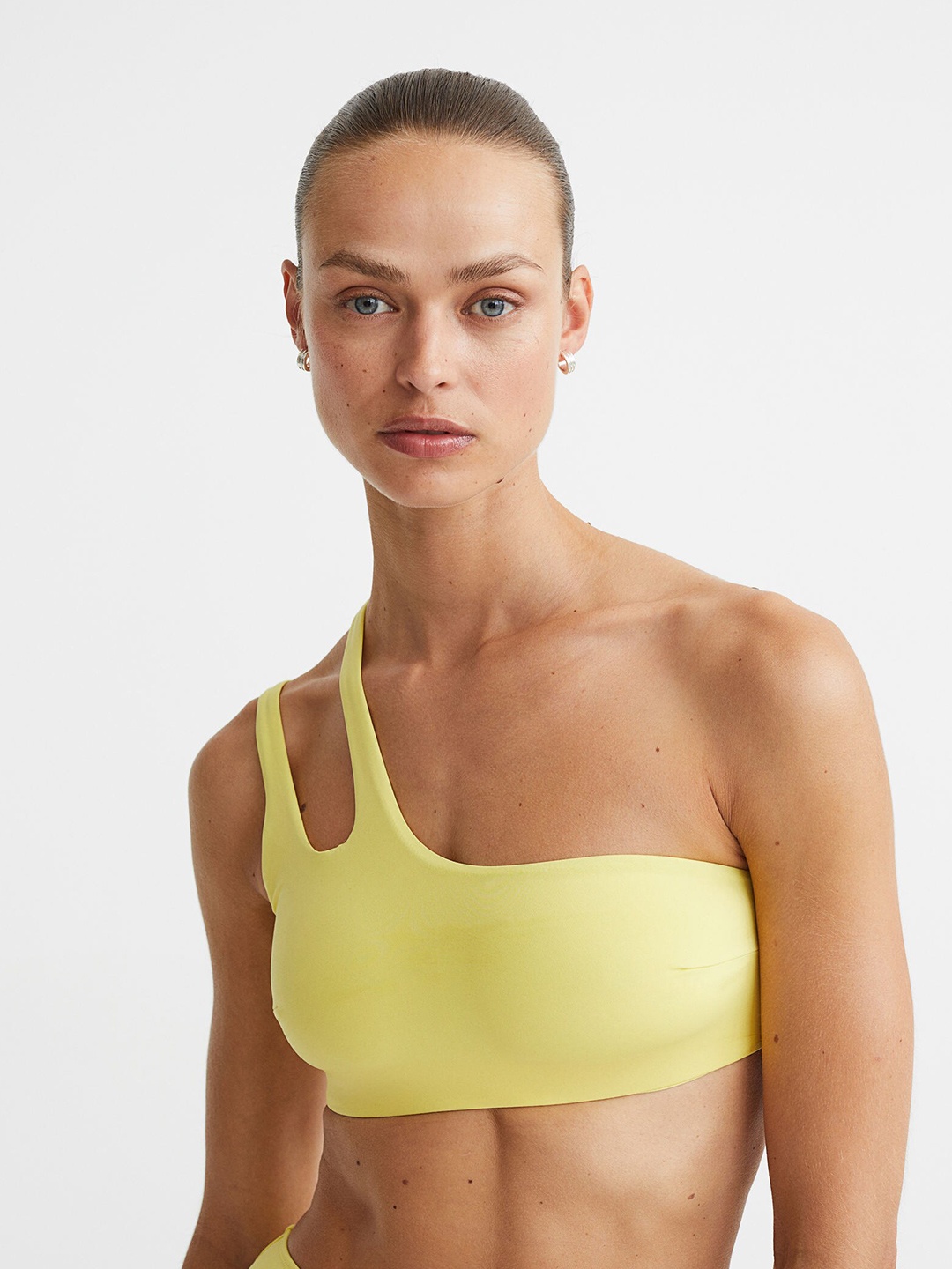 

H&M Women Yellow One-Shoulder Padded Bikini Top