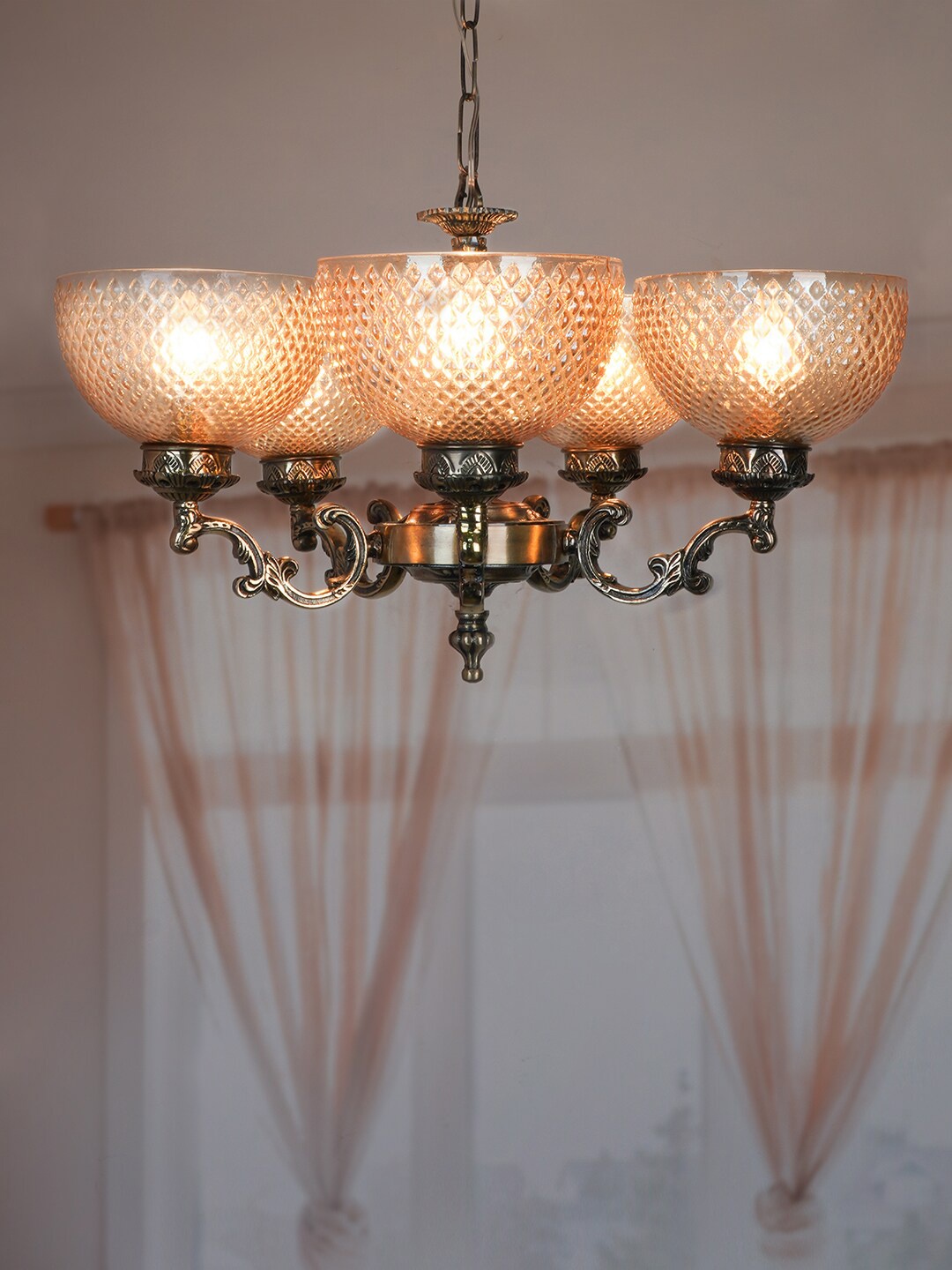 

Fos Lighting Gold-Coloured Textured Ornate 5-Lights Chandelier Ceiling Lamps