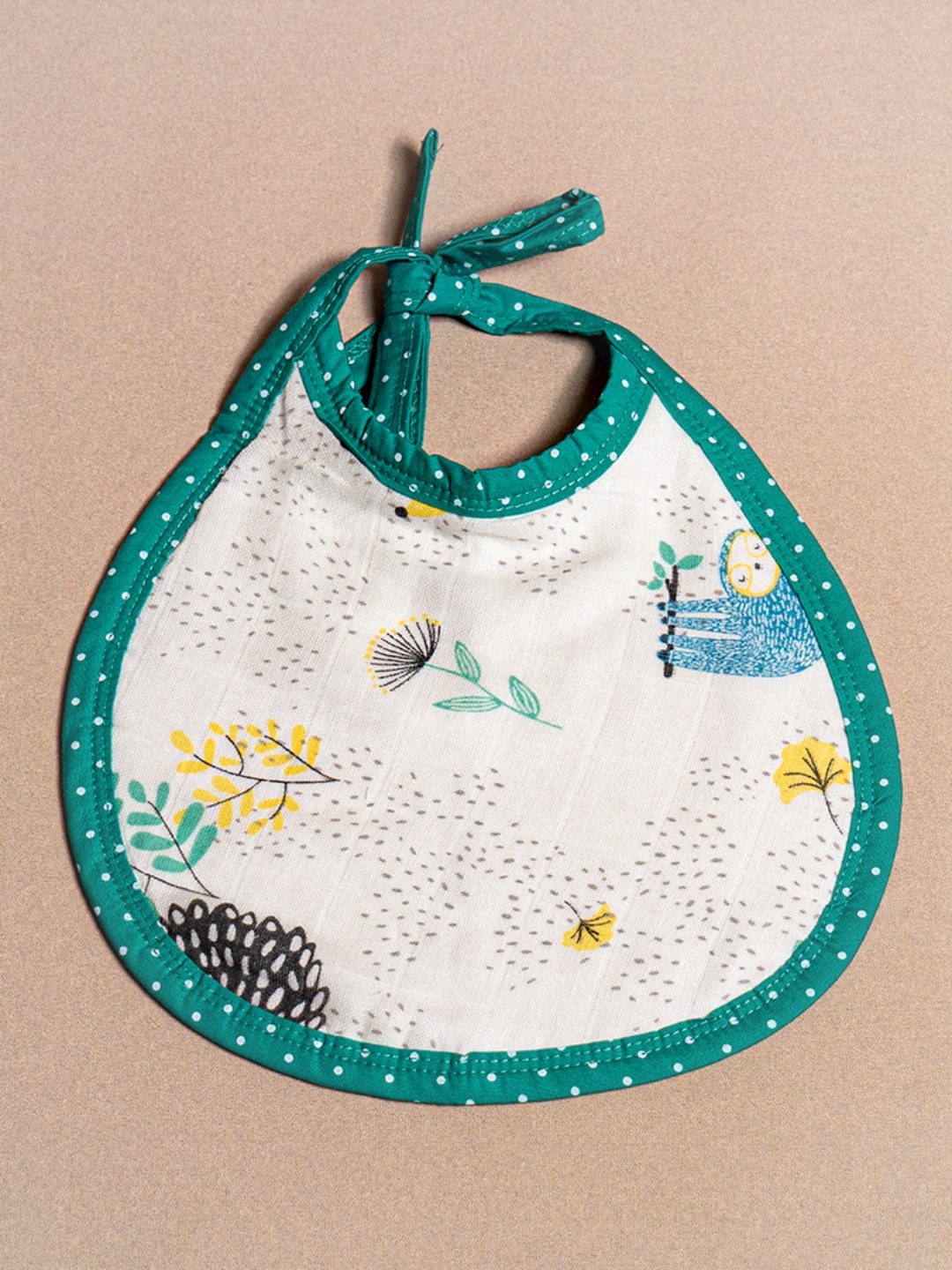 

OOKA Infants White & Green Printed Pure cotton Bibs