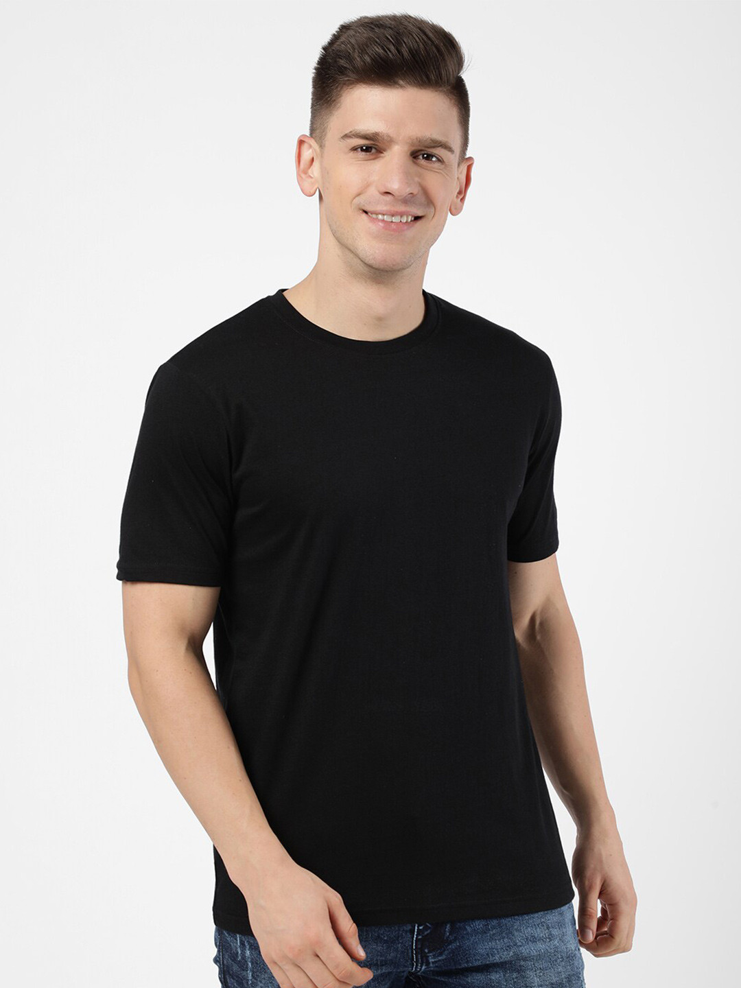 

R&B Men Black Men Solid Round Neck Short Sleeves T-shirt