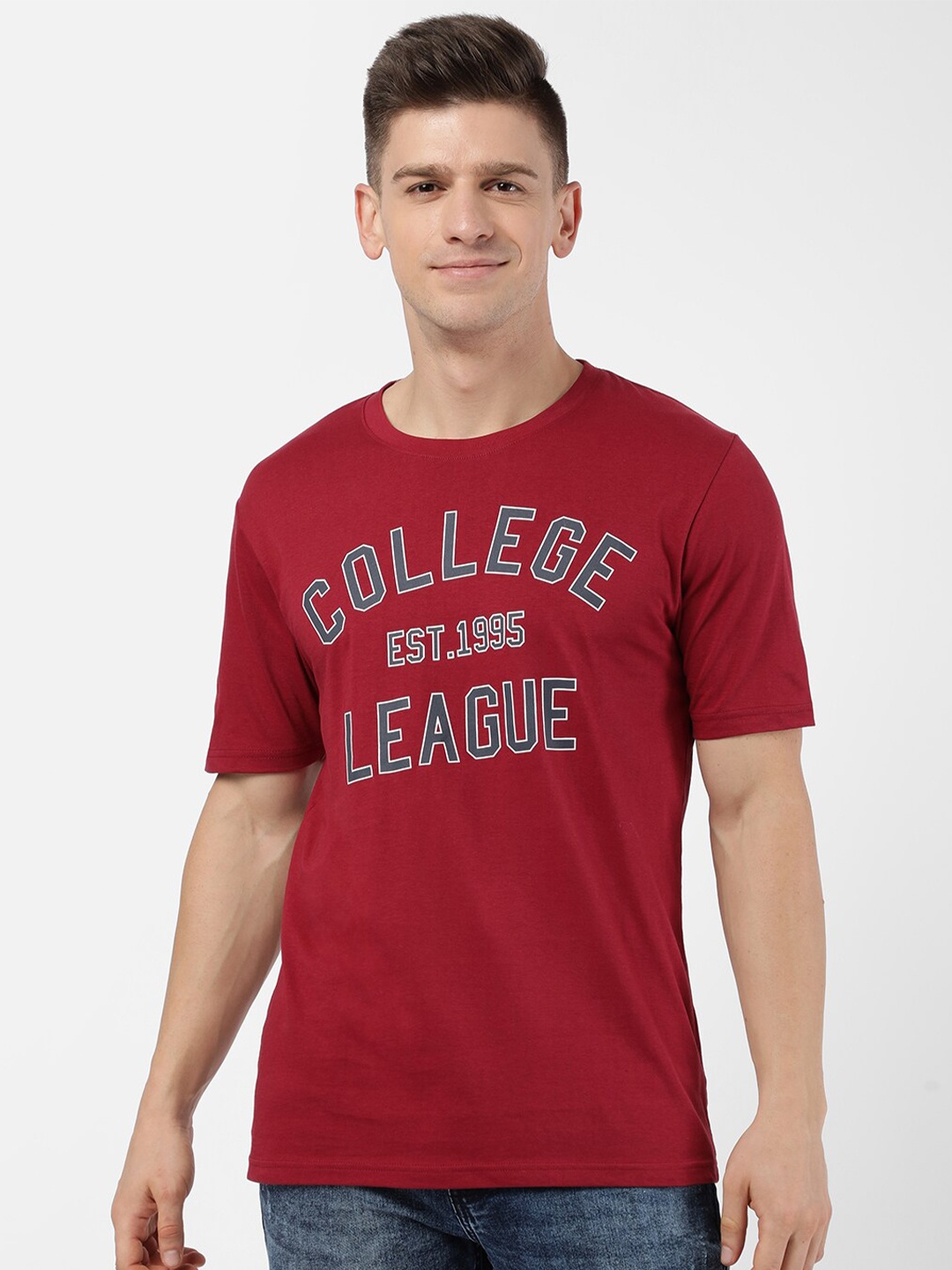 

R&B Men Red Typography Printed T-shirt