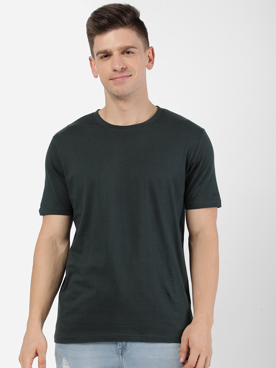 

R&B Men Green Solid T-shirt