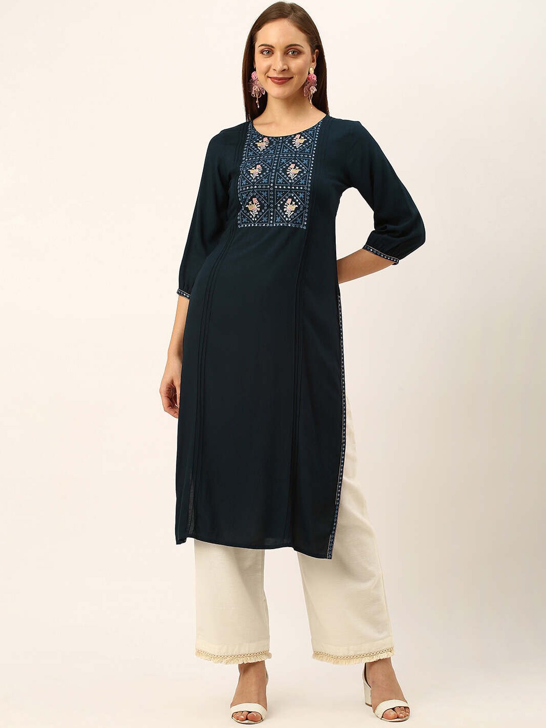 

ZOLA Women Blue Embroidered Yoke Design Kurta