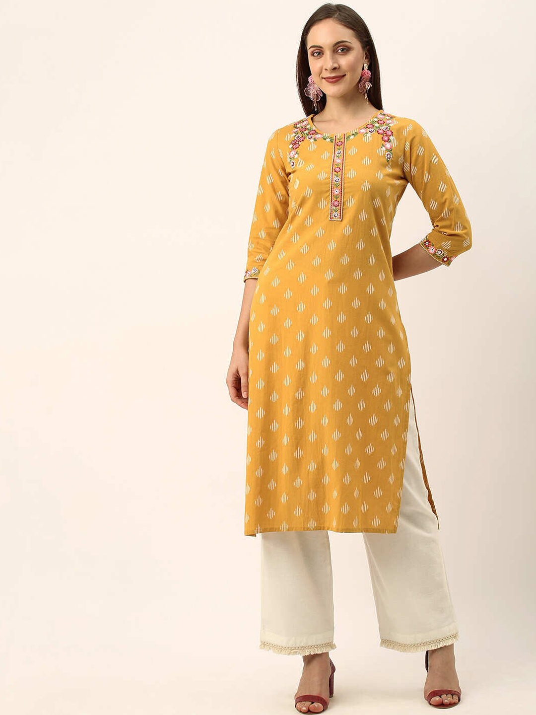

ZOLA Women Mustard Yellow & Off White Printed Thread Work Kurta