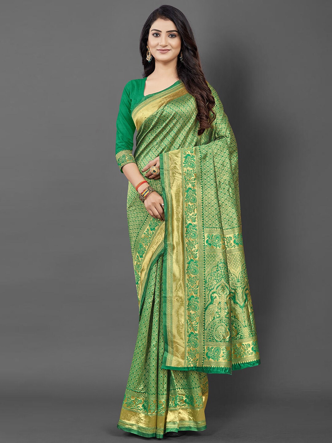 

KALINI Green & Gold-Toned Woven Design Zari Silk Blend Banarasi Saree