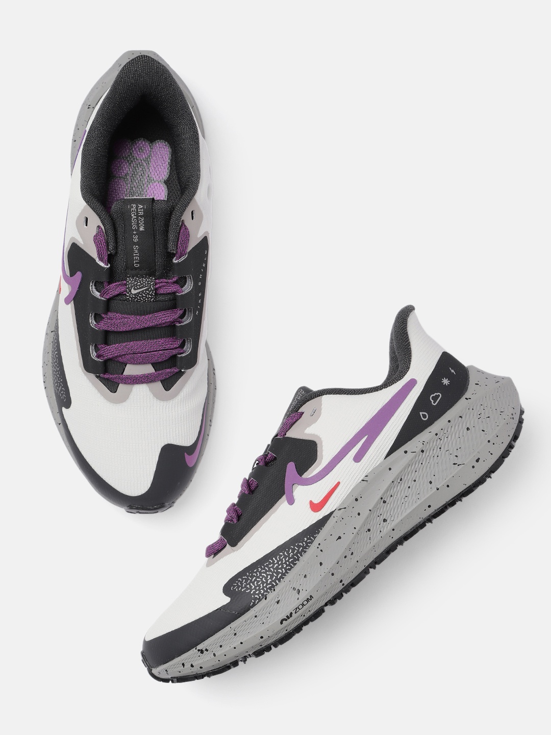 

Nike Women White & Grey Air Zoom Pegasus 39 Shield Running Shoes
