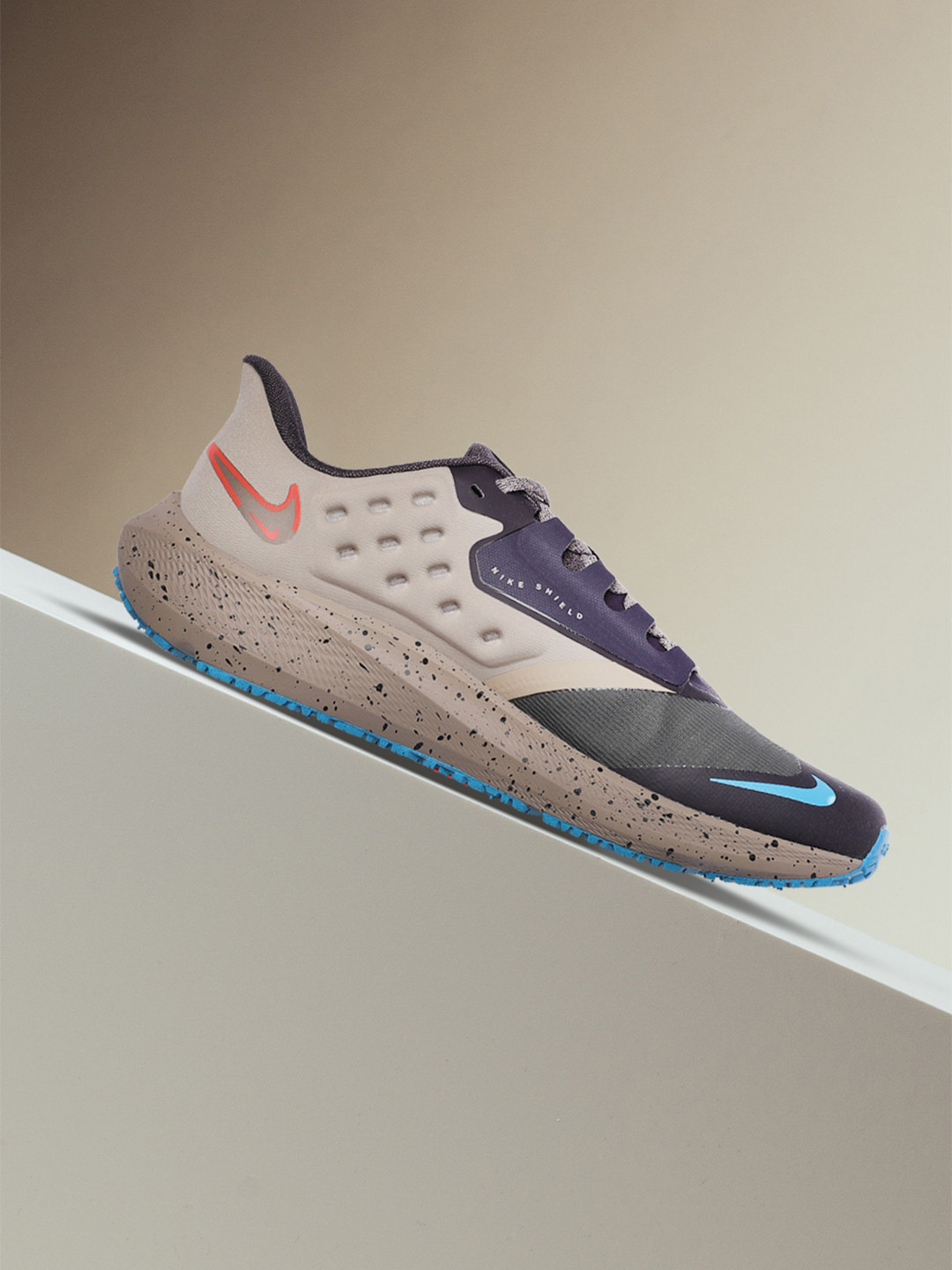 

Nike Men Navy Blue AIR ZOOM PEGASUS 39 SHIELD Running Shoes