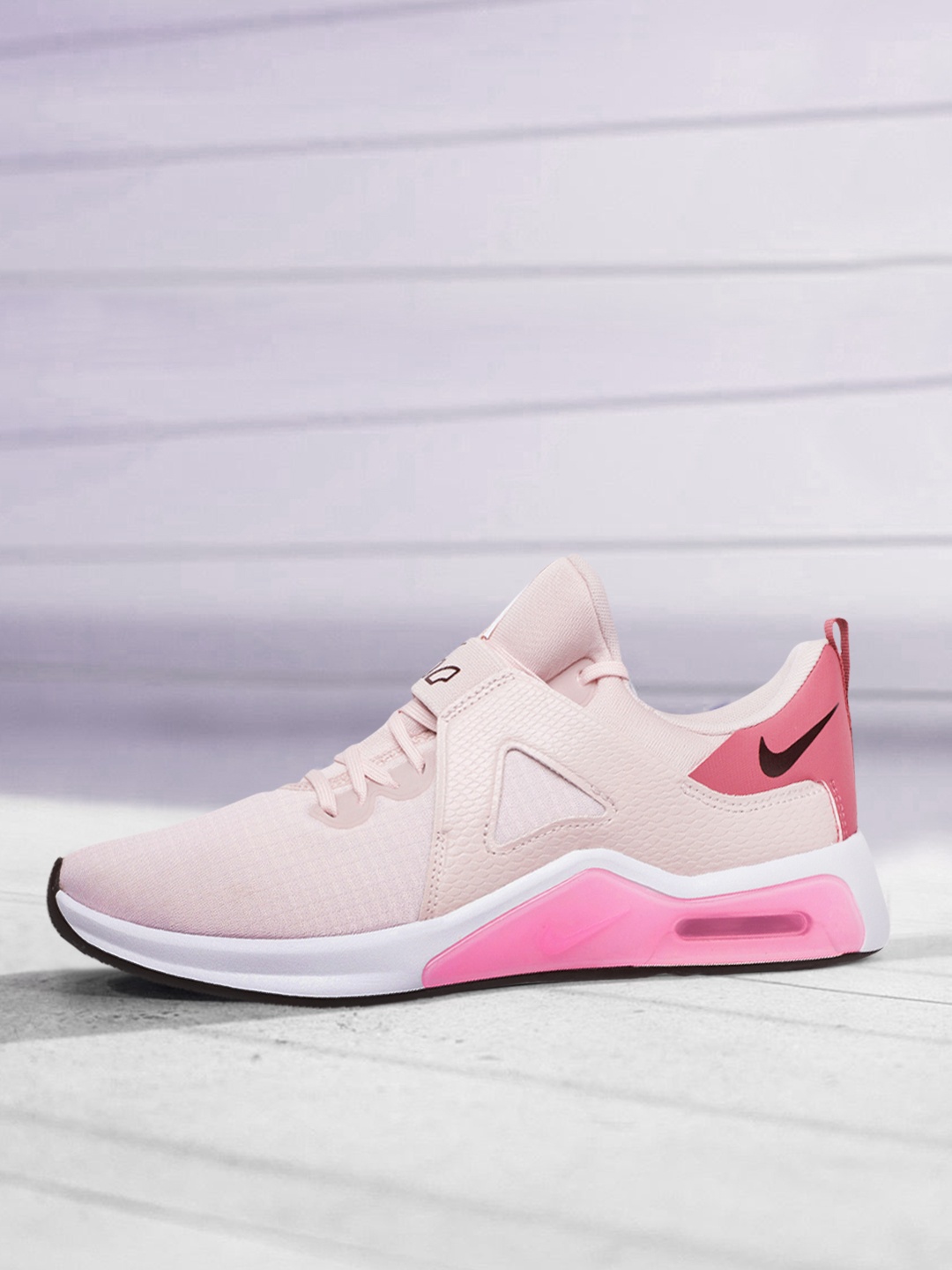 

Nike Women Pink AIR MAX BELLA TR 5 Training or Gym Shoes