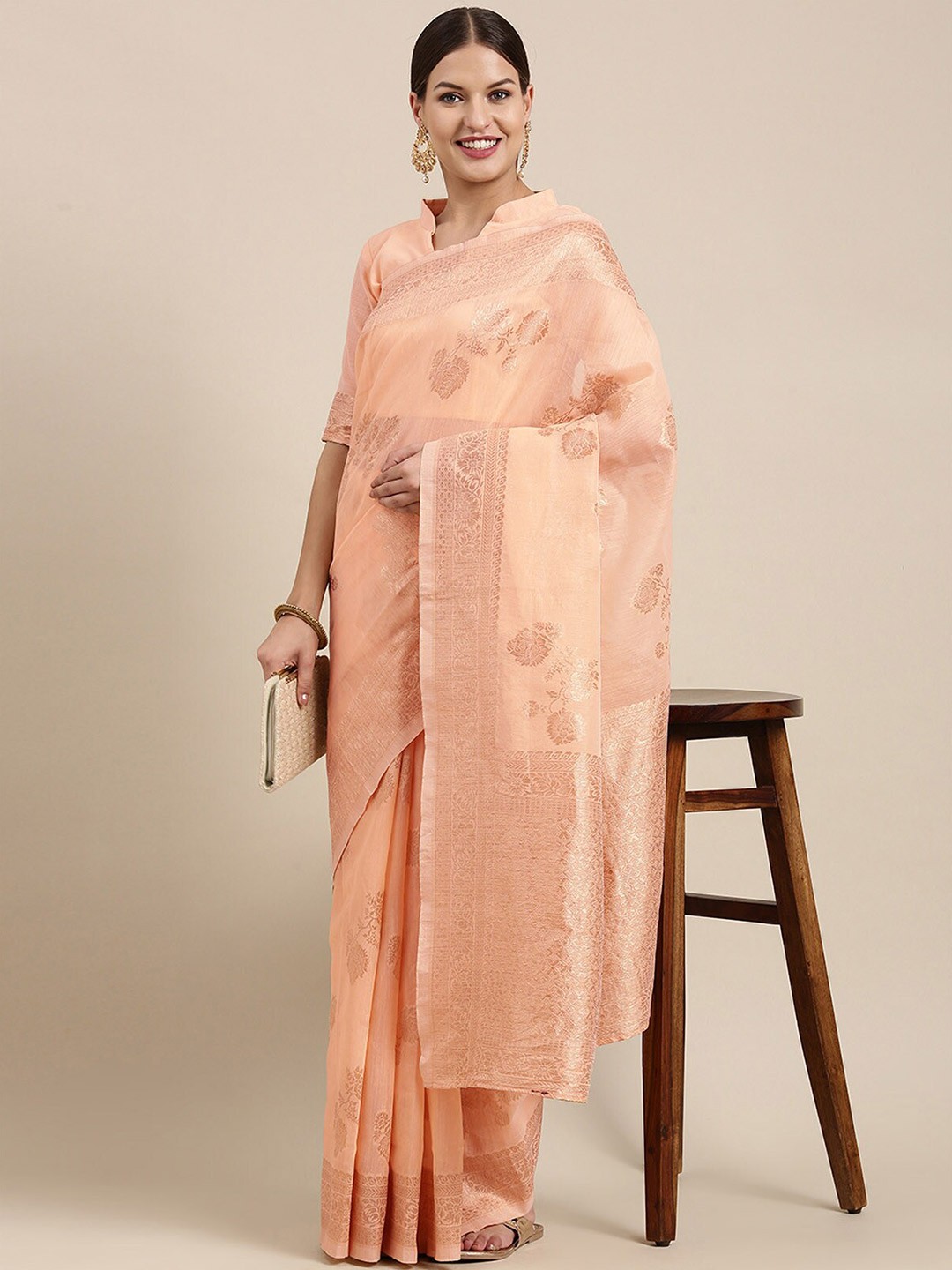 

ODETTE Peach-Coloured & Gold-Toned Floral Zari Banarasi Saree