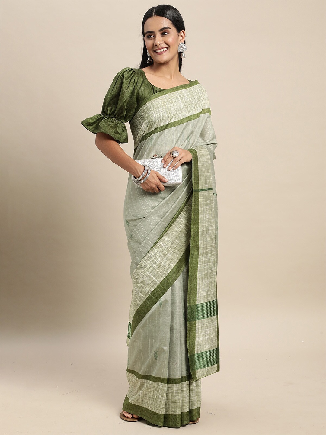 

ODETTE Green & Gold-Toned Ethnic Motifs Silk Blend Saree