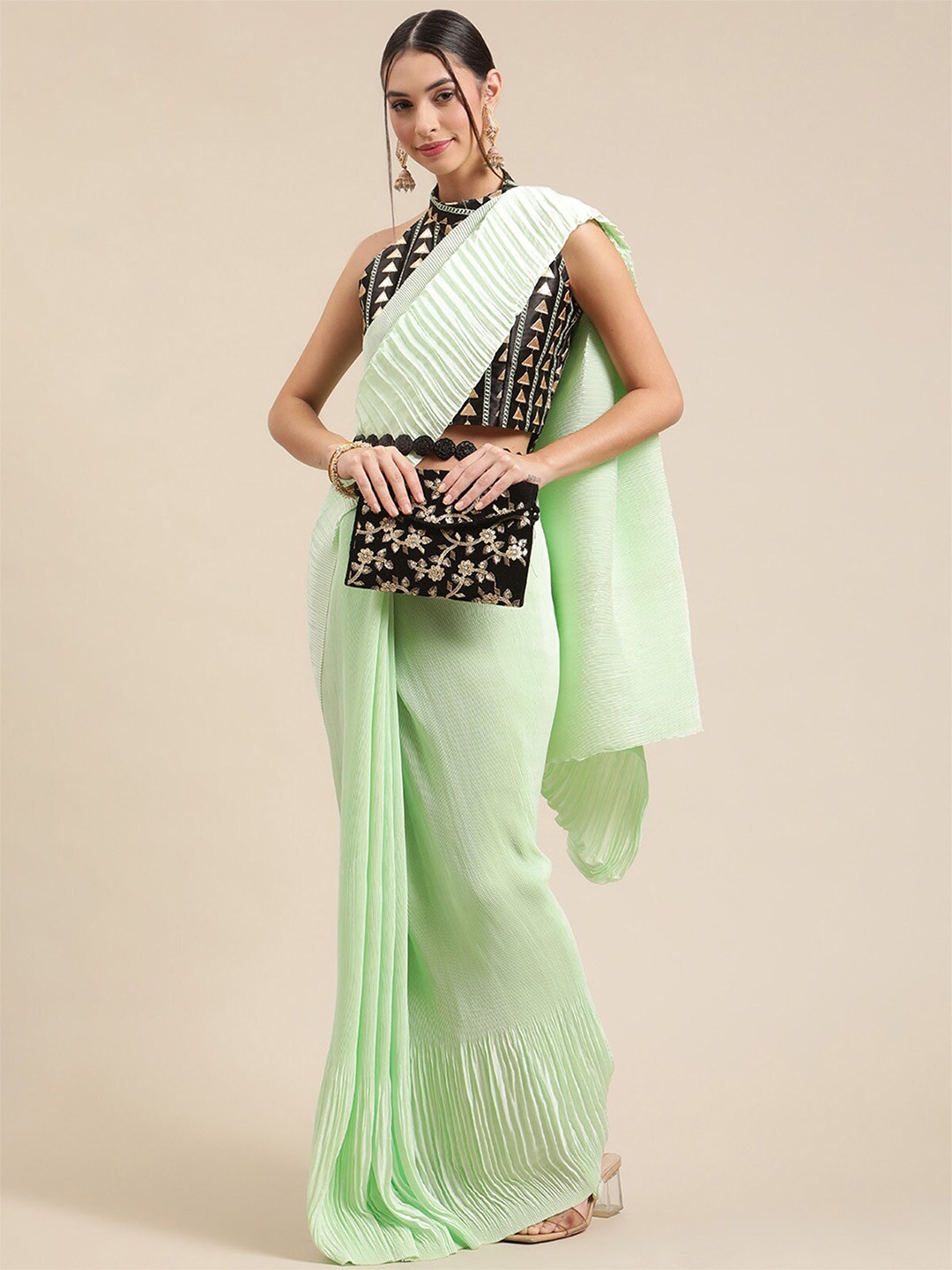 

ODETTE Green Solid Pure Crepe Saree