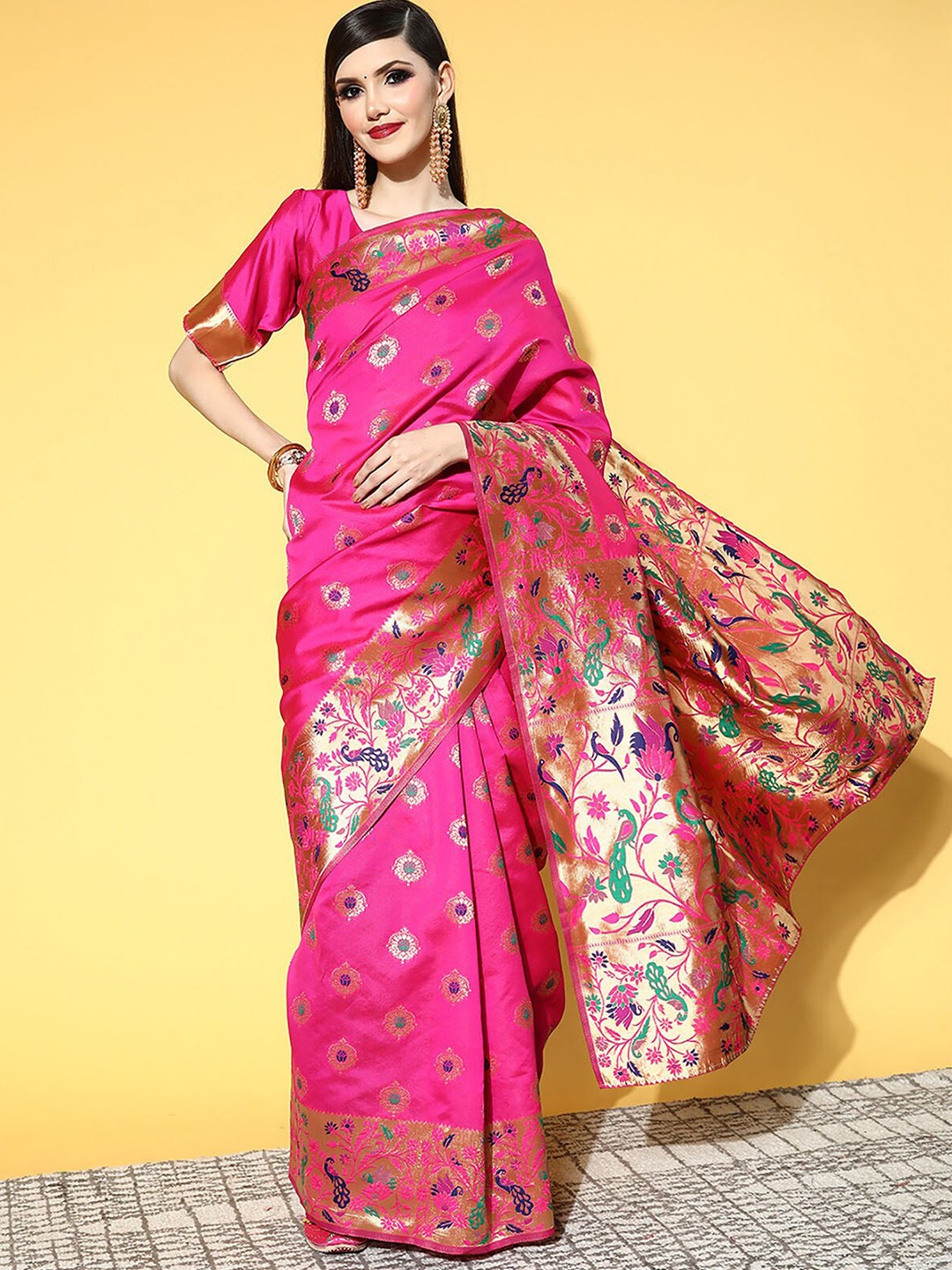 

ODETTE Pink & Gold-Toned Woven Design Zari Silk Blend Saree
