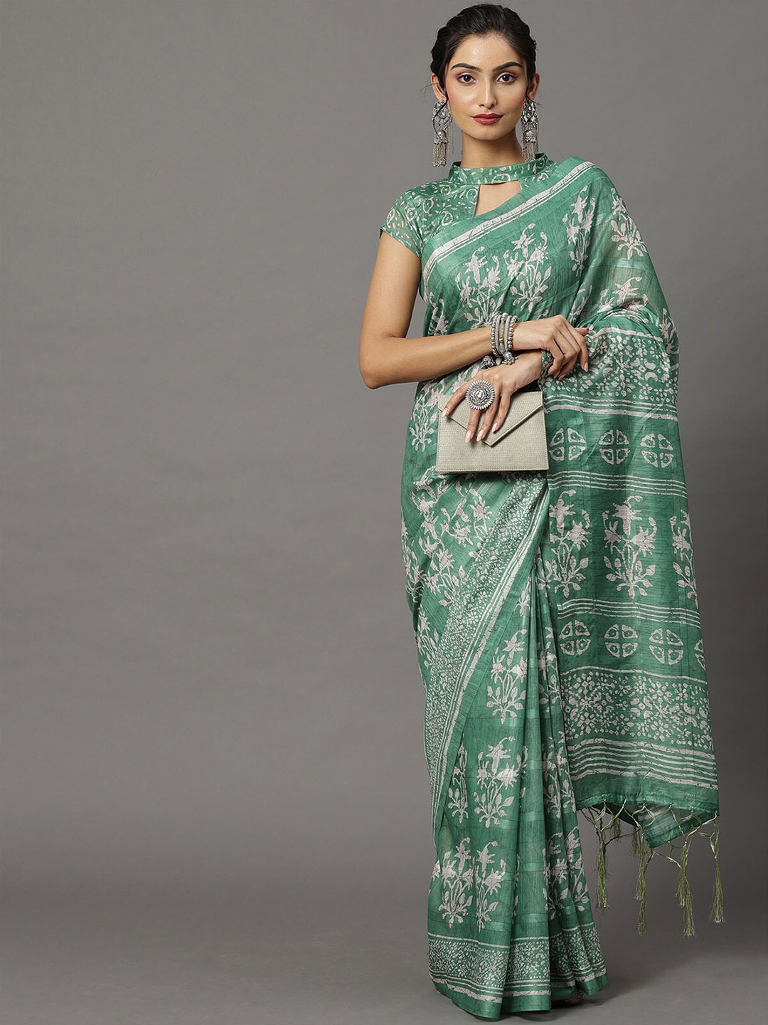 

ODETTE Sea Green & Off White Floral Silk Blend Block Print Saree
