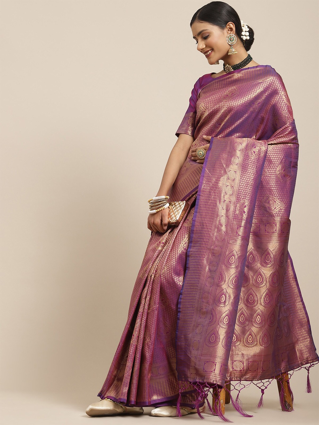 

ODETTE Purple & Gold-Toned Woven Design Zari Silk Blend Kanjeevaram Saree