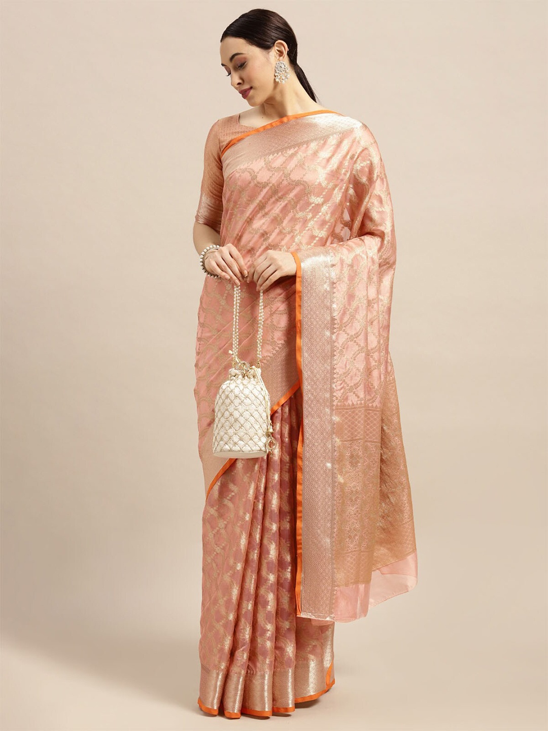 

ODETTE Peach-Coloured & Gold-Toned Woven Design Zari Silk Blend Banarasi Saree