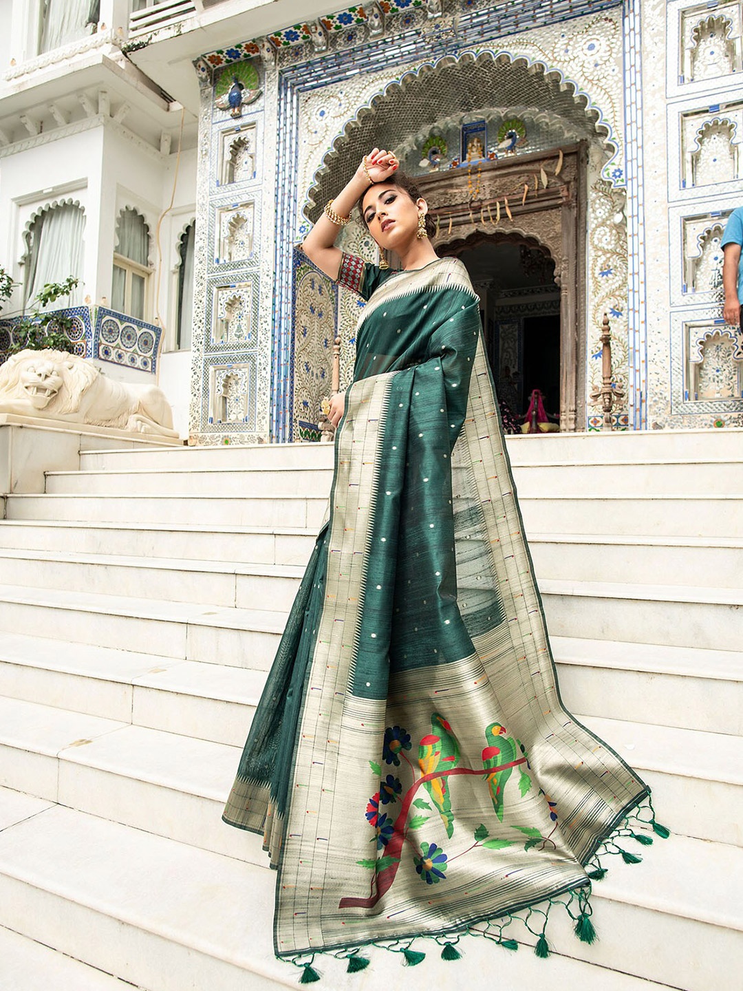 

ODETTE Green & Green Woven Design Zari Saree