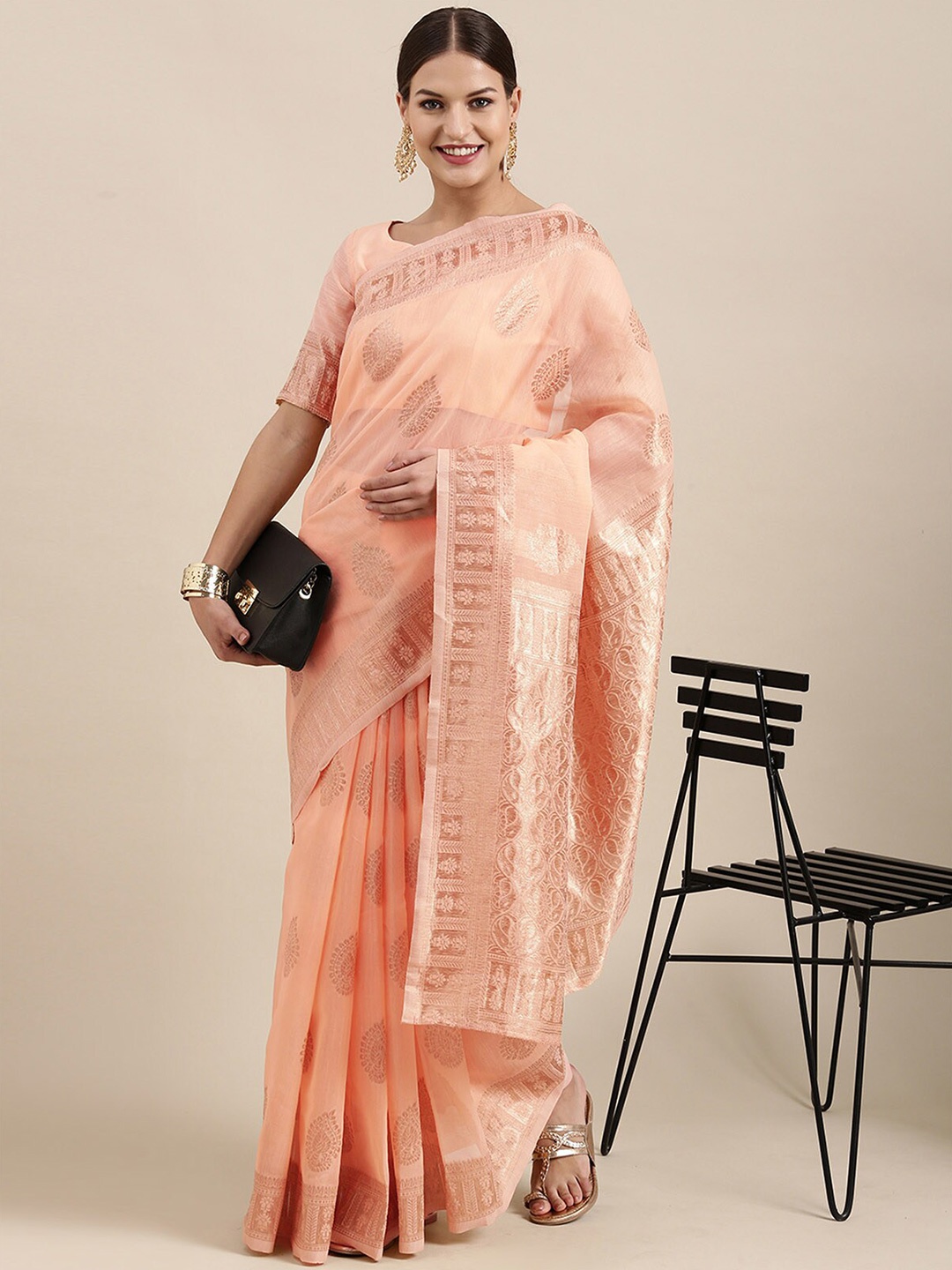 

ODETTE Peach-Coloured & Gold-Toned Woven Design Zari Linen Blend Banarasi Saree